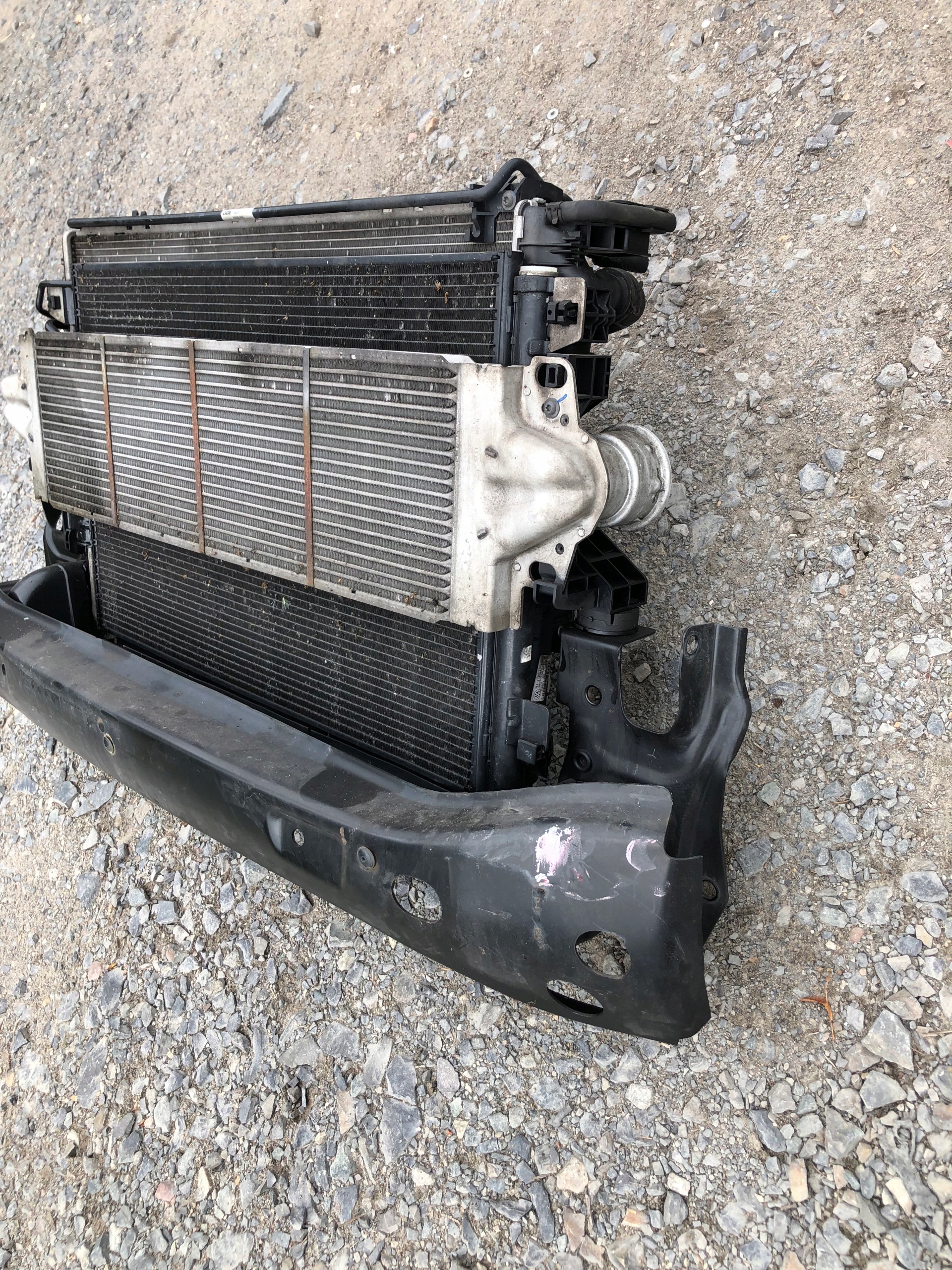 VW T5 2.0 CAA PAS PRZEDNI CHŁODNICE WENTYLATOR Typ samochodu Samochody osobowe