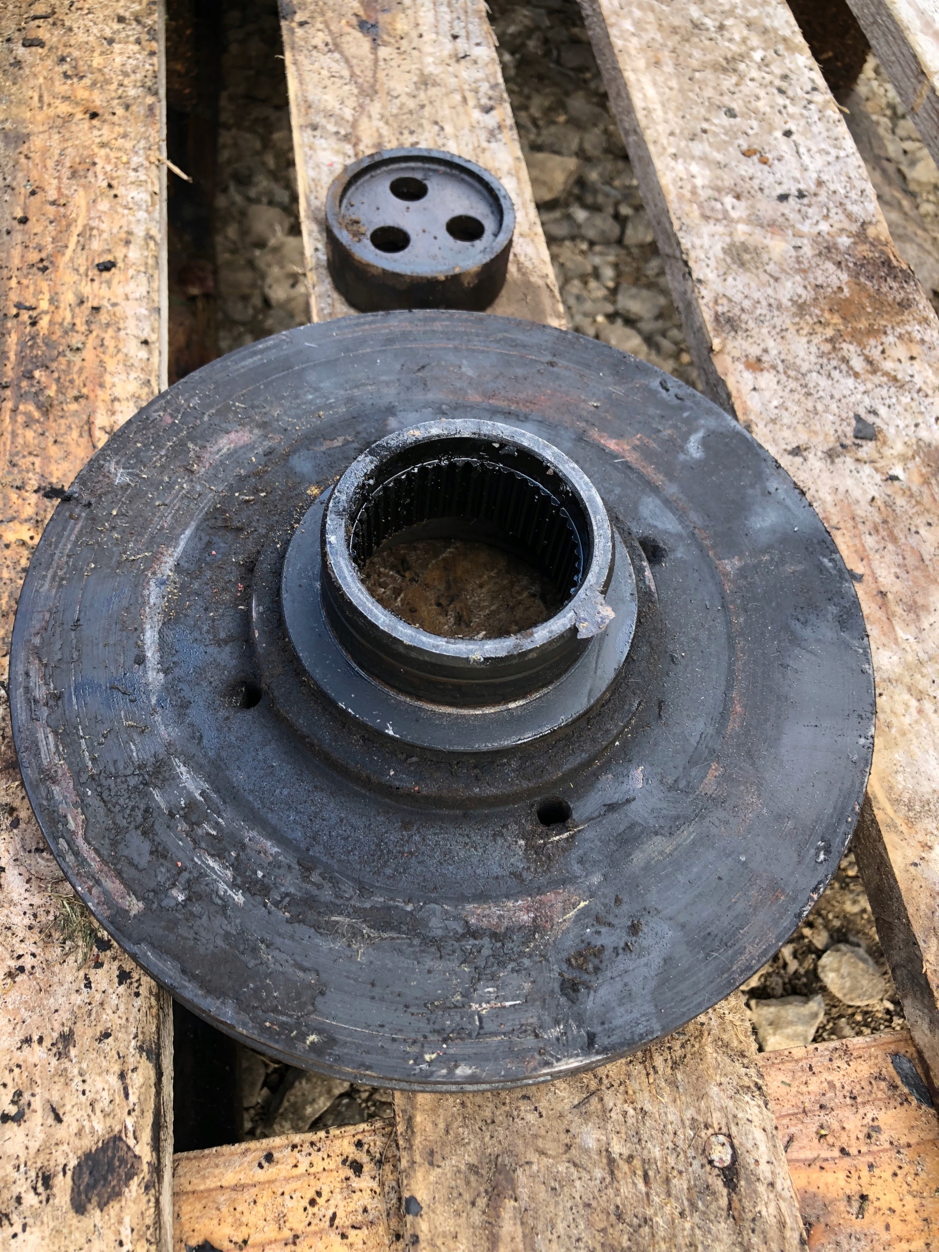 Kolo pasowe Massey Ferguson 390 Perkins LF Part number JA418209M2