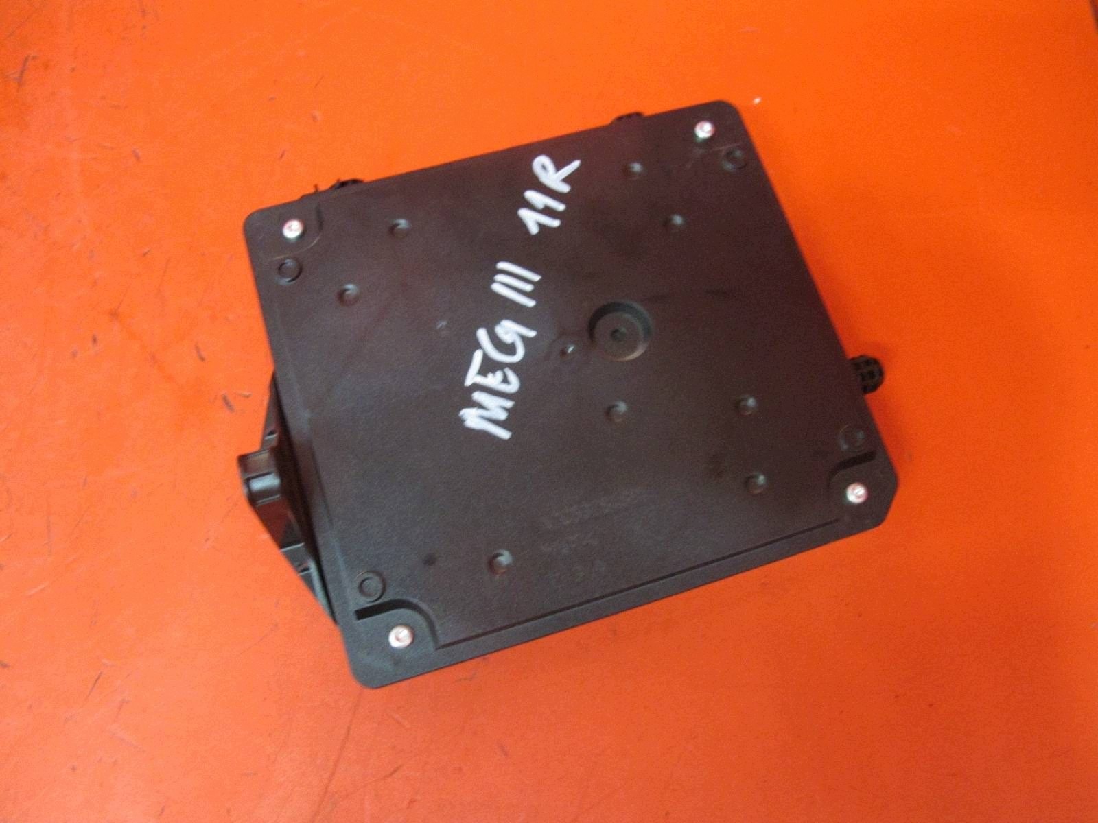 RENAULT MEGANE 3 III module control unit KOMFORTU BCM 284B12041R