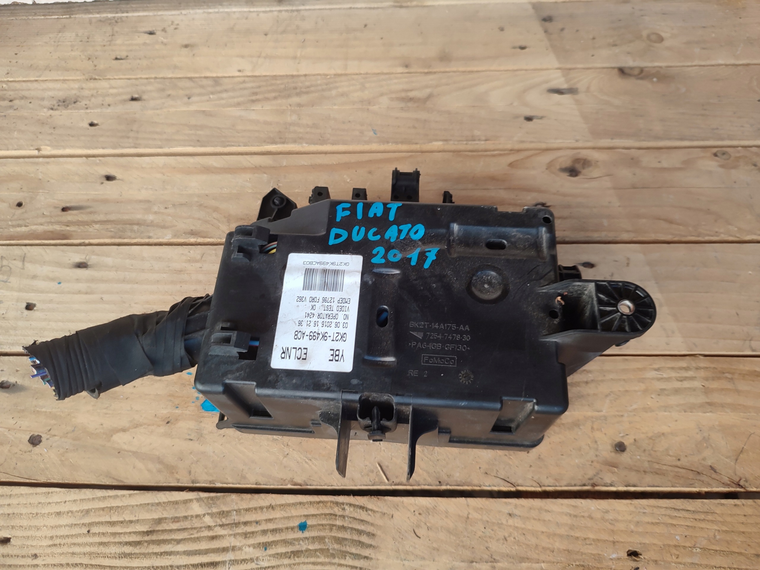 fuse box Ford Transit GK2T-9K499-ACB
