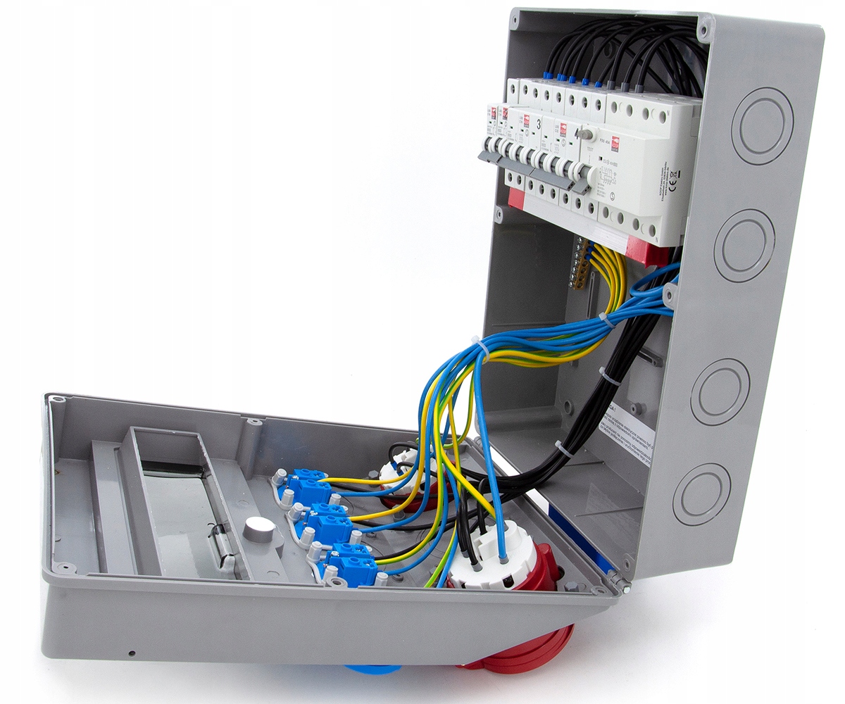 ROZDZIELNICA BUDOWLANA ZABEZPIECZONA 32A 16A 4*230 Prąd znamionowy 32 A