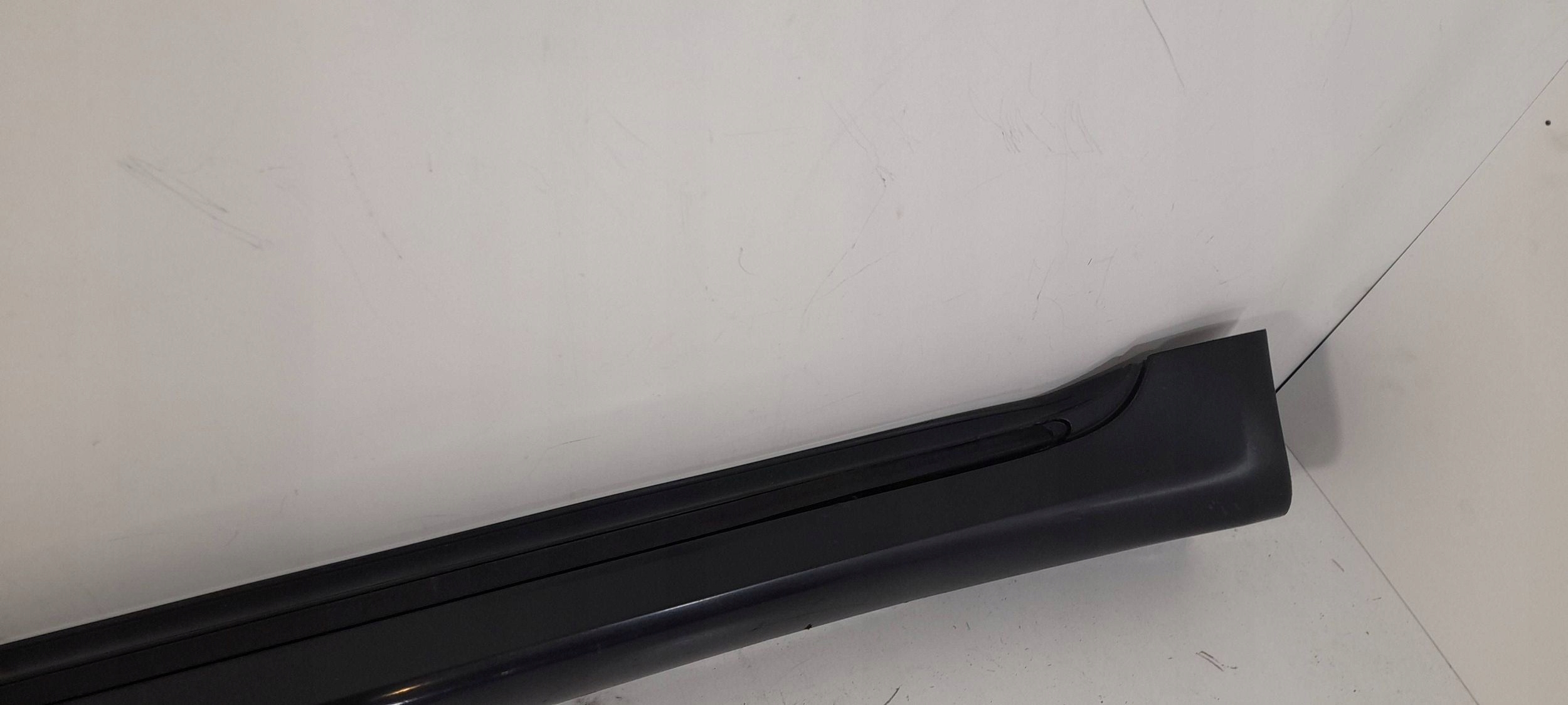 Lexus IS 220D-250-350 moulding threshold left 7586053010 (LS76)