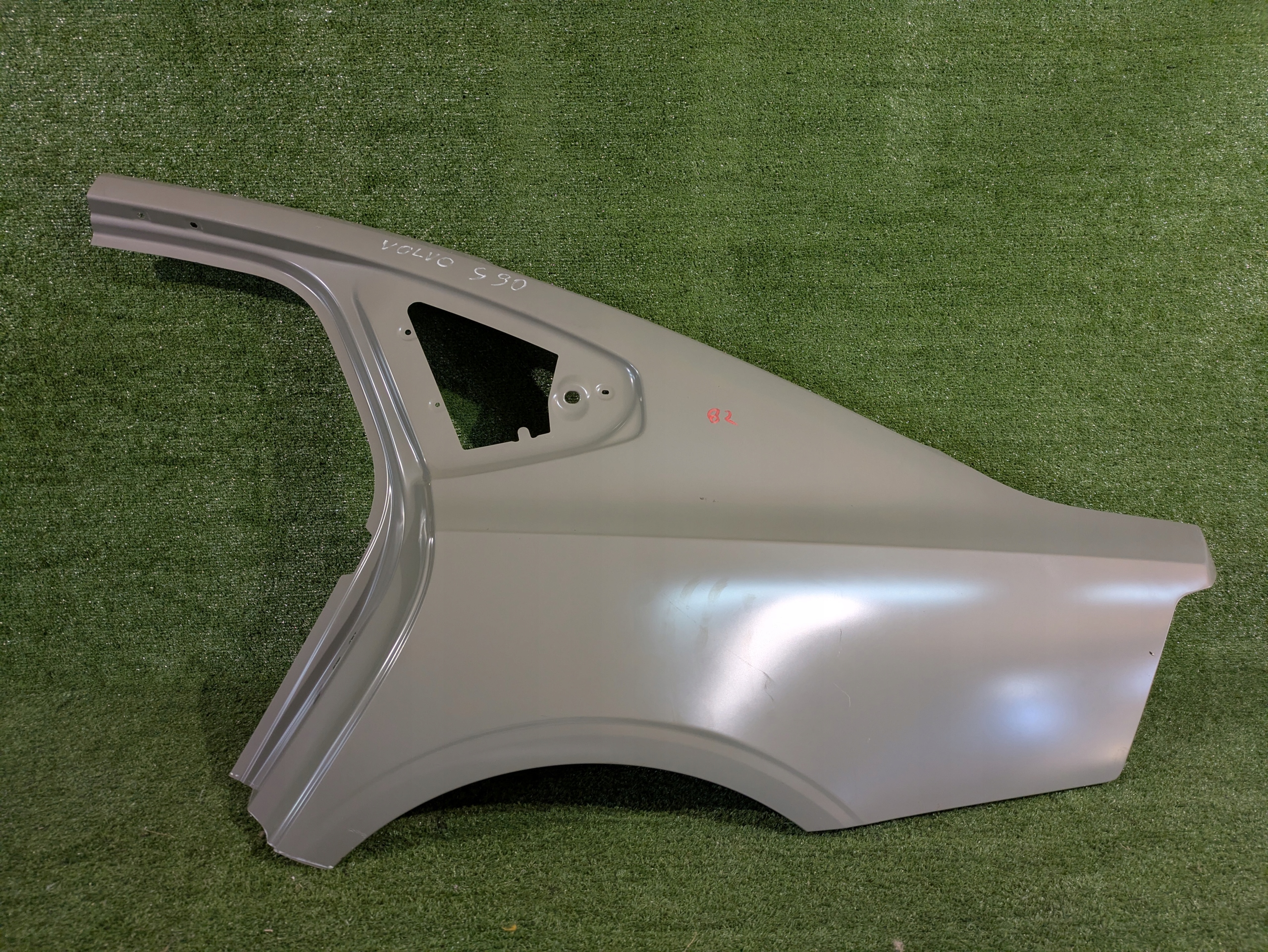 fender rear left VOLVO S90 II NR.82