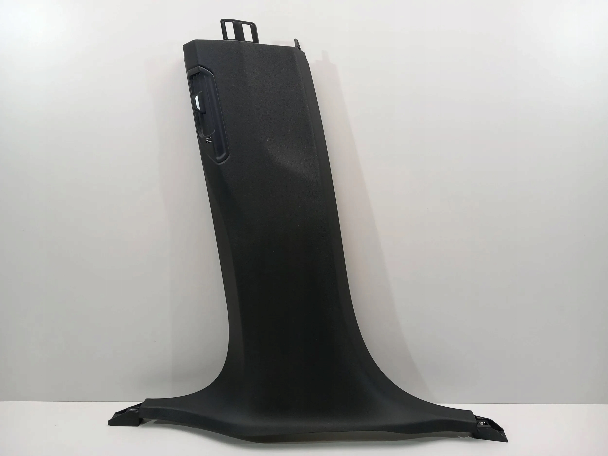 BMW X5 G05 G07 крышка стойки B л 7496417