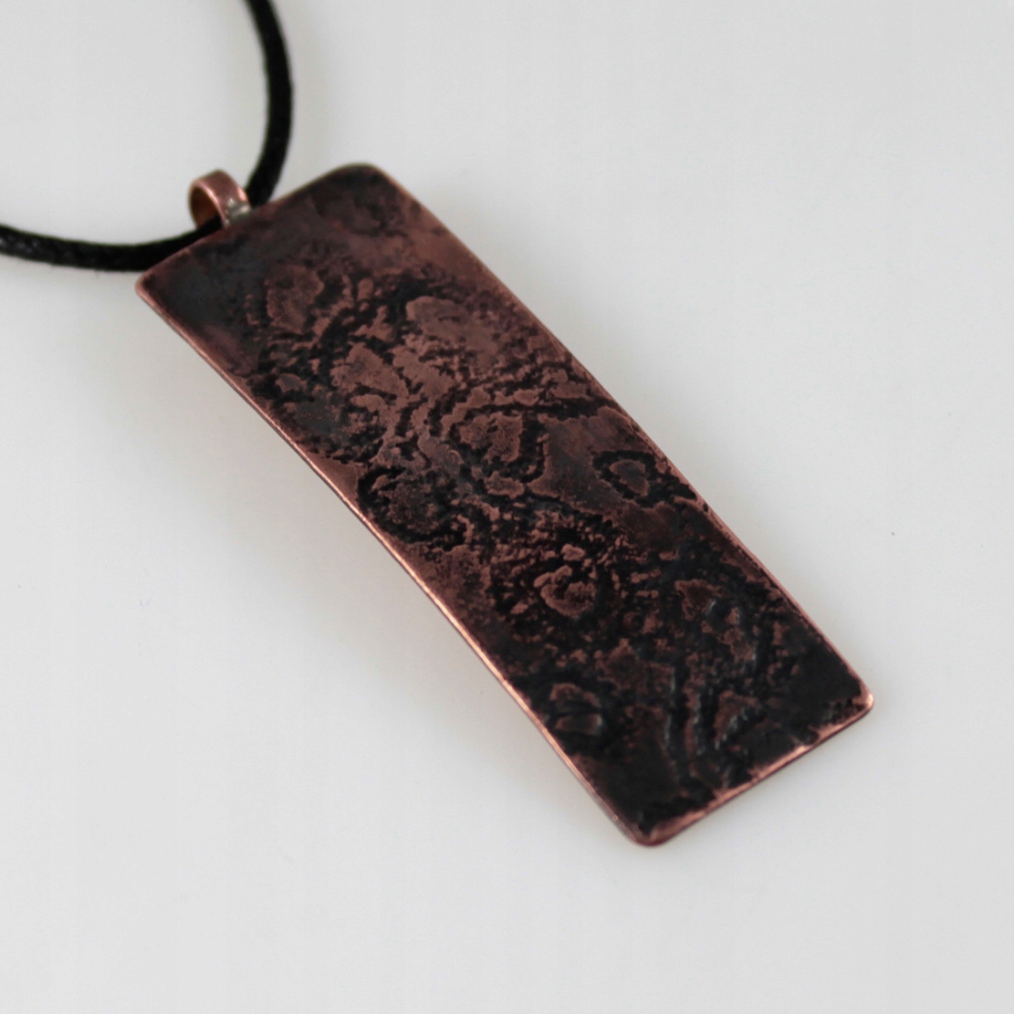 Krajka měděný přívěsek ruční práce