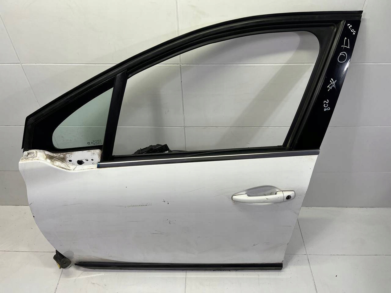 door front left side Peugeot 2008 facelift 2018