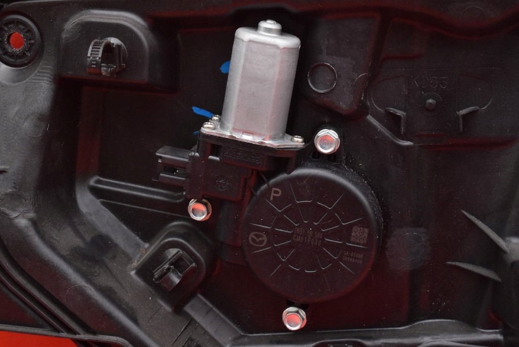 window regulator right front EU KD355897X MAZDA CX-5 1 and 12-17