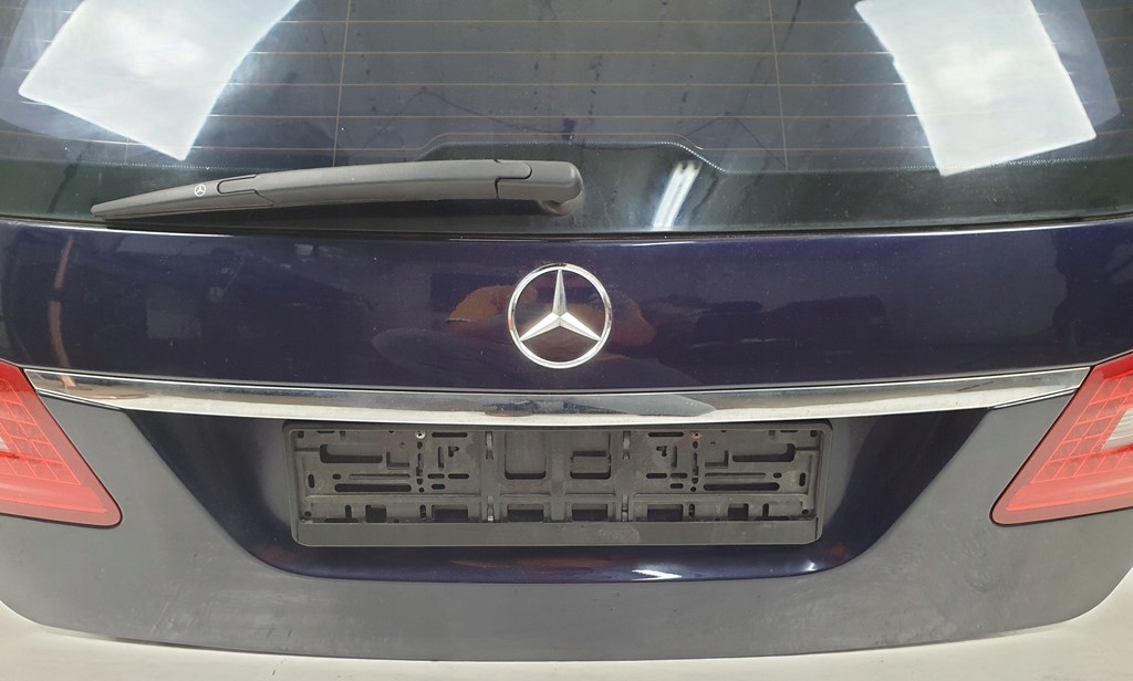 KLAPA TYLNA TYŁ 359 MERCEDES W212 KOMBI KOMPLETNA Typ samochodu Samochody osobowe