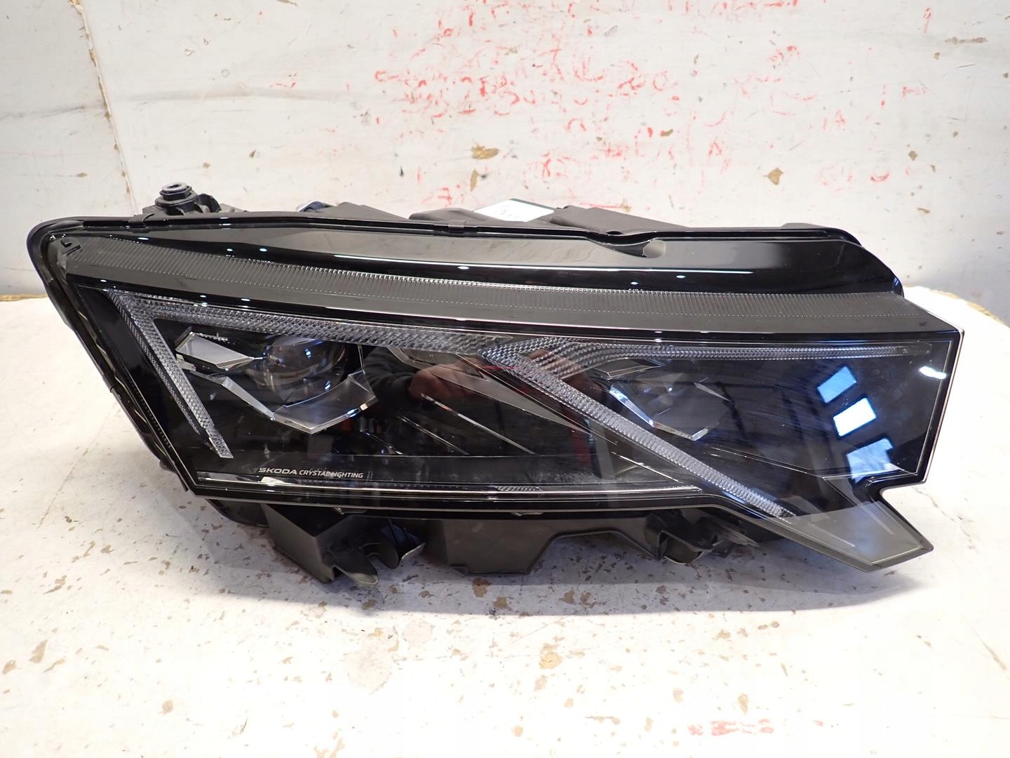 light front front right SKODA OCTAVIA IV LIFT 2024- FULL LED 5E4941036