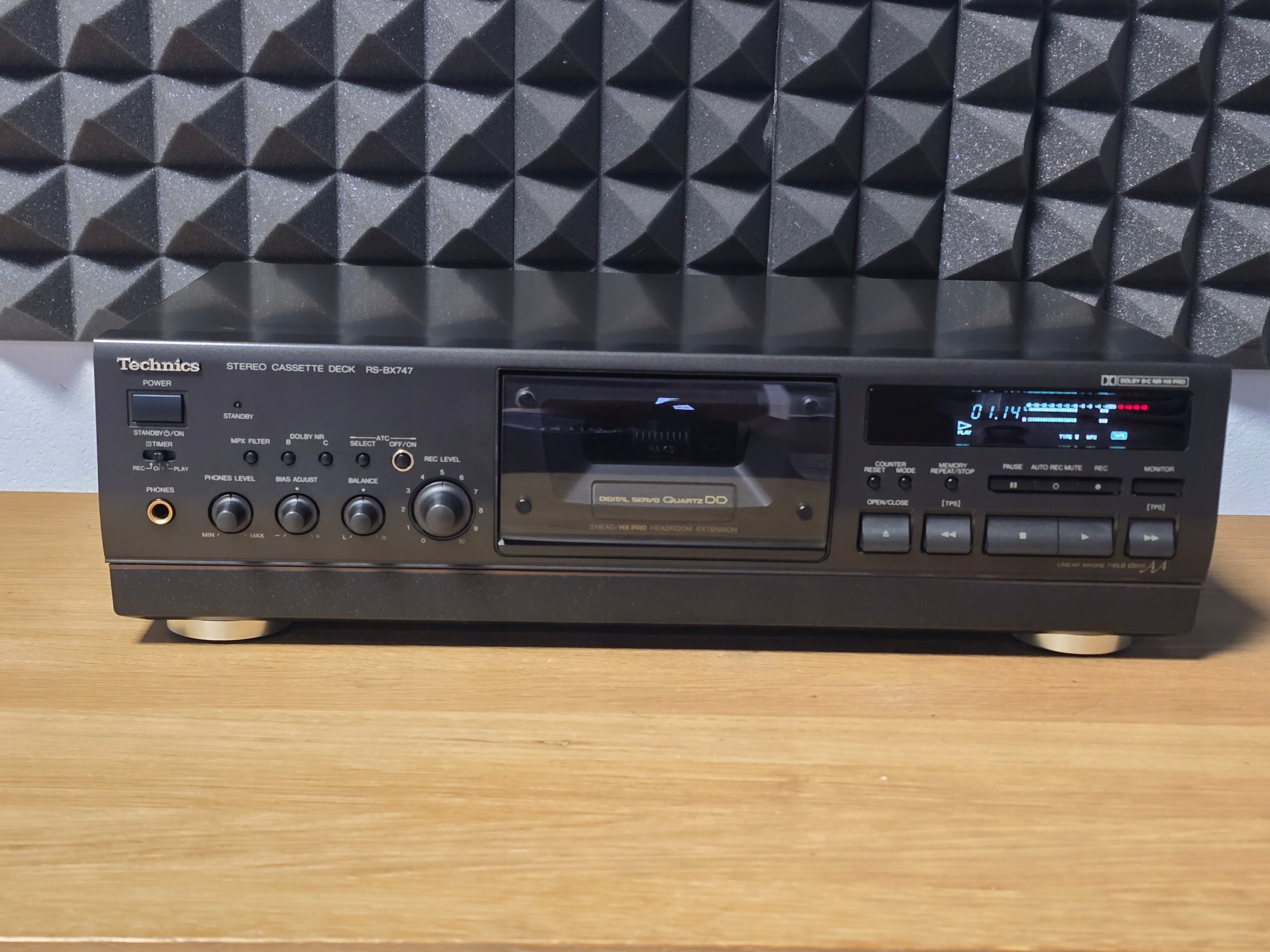 Кассетный магнитофон Technics RS-BX747 черный