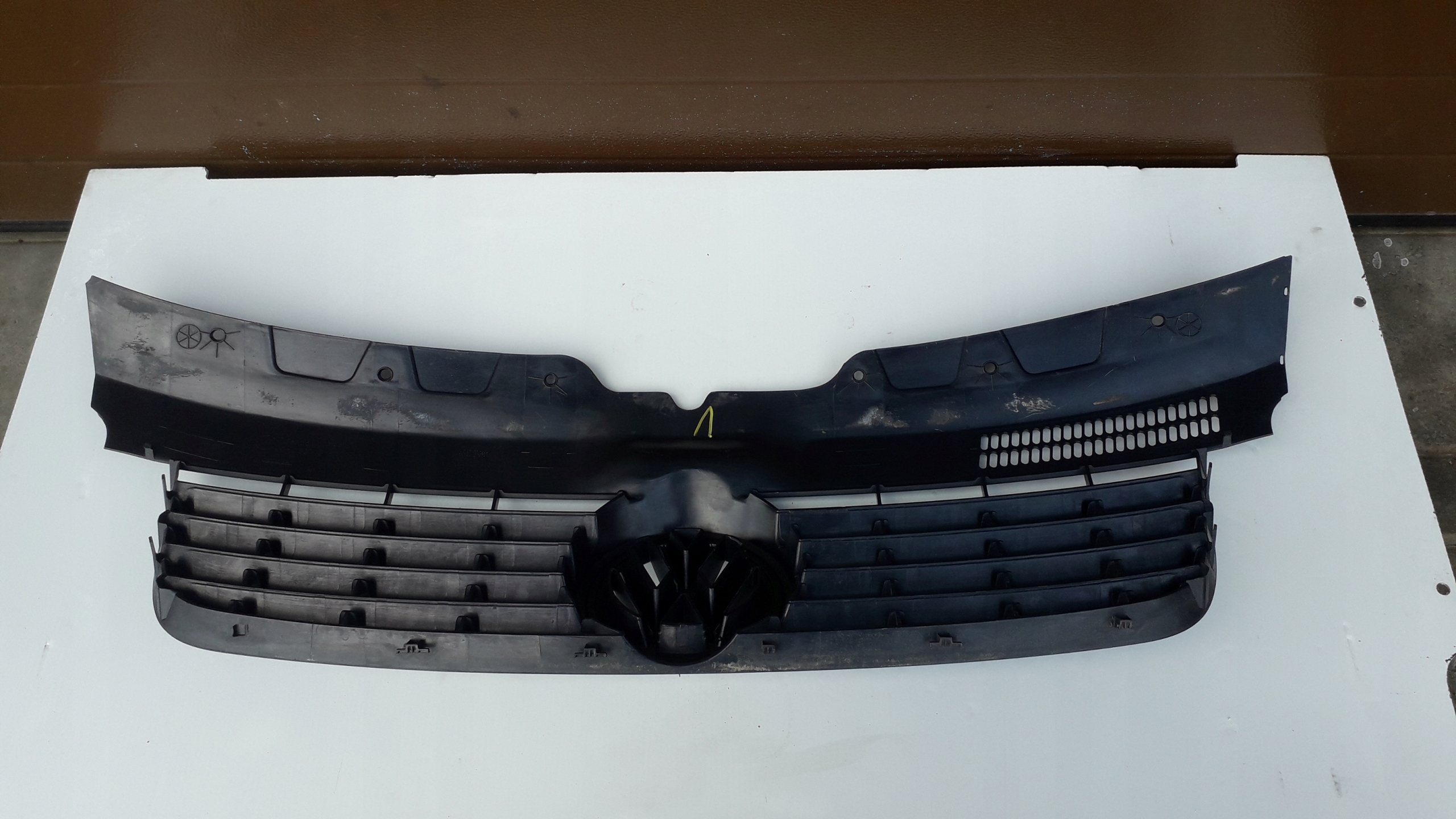 GRILLE VW T5 7H 7H0807101