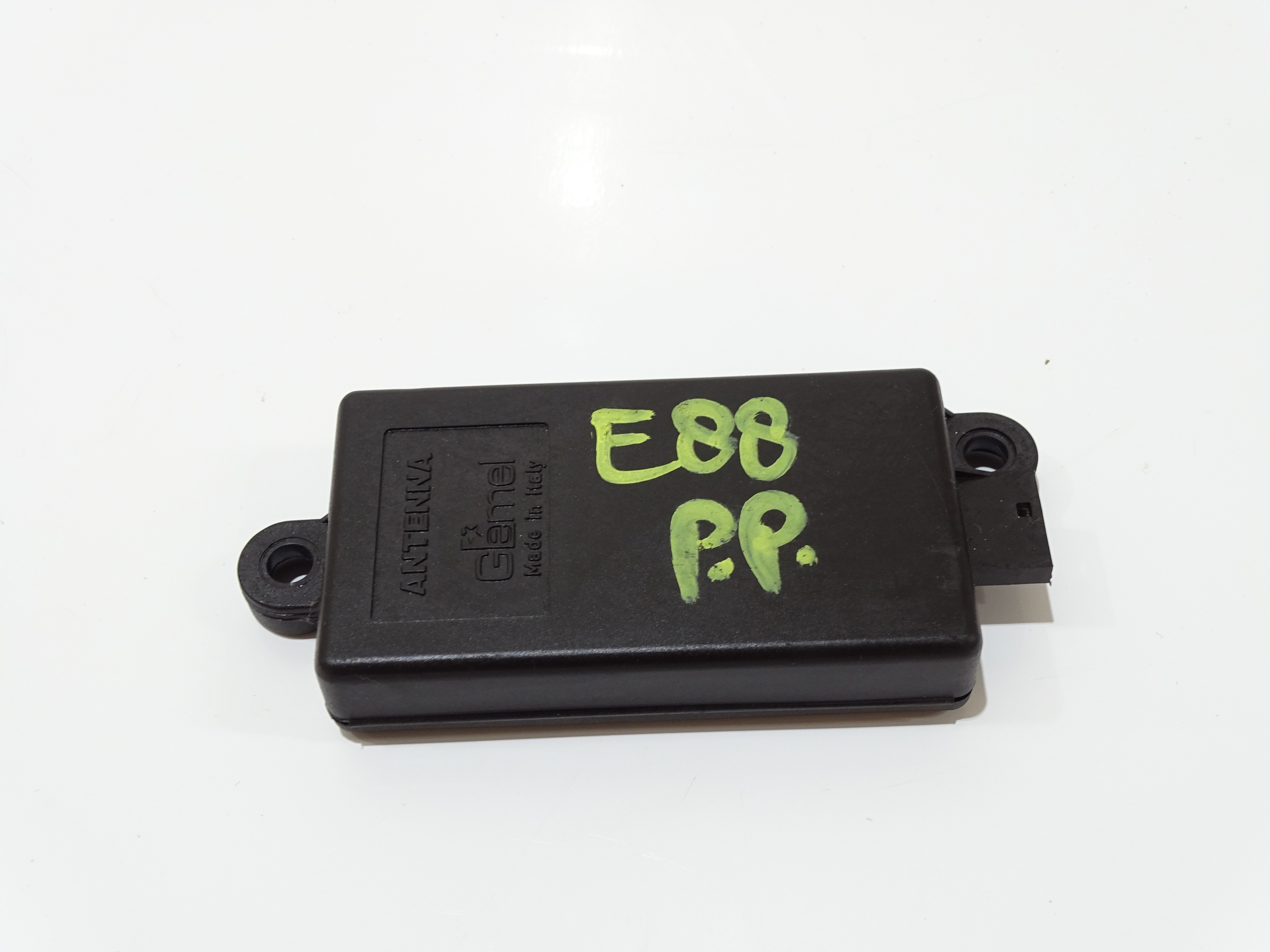 Sensor ALARMU Bedienteil BMW E88 6989713