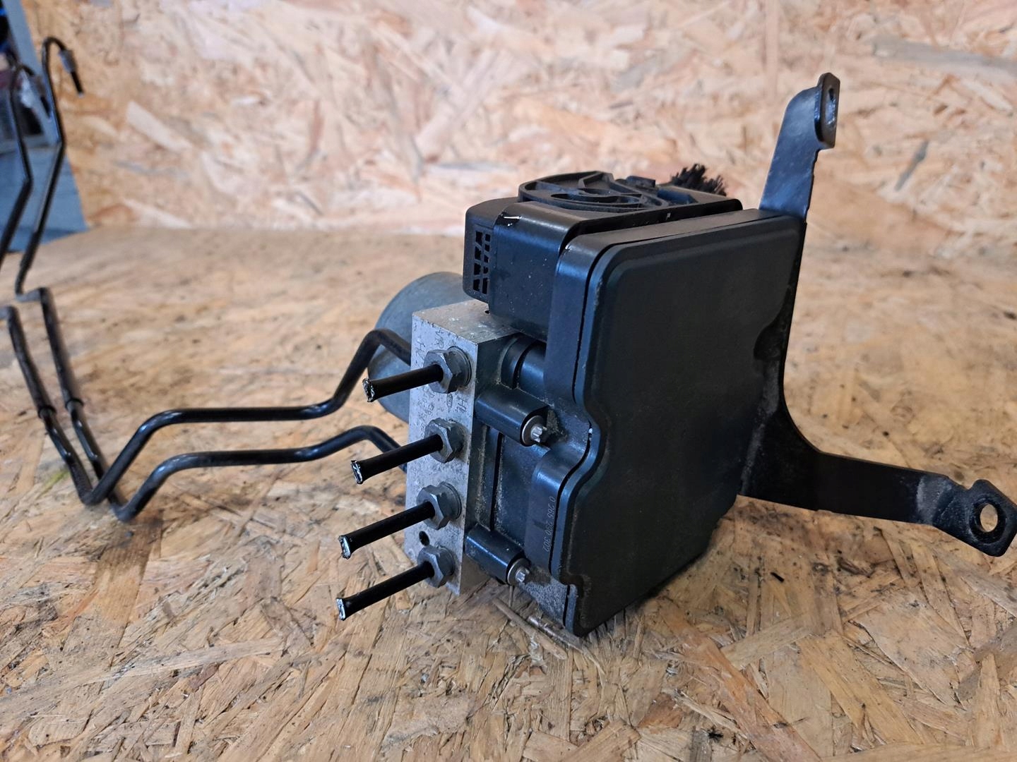 1779002305 - Мерседес W247 W177 насос ABS трубки провода сервопривода