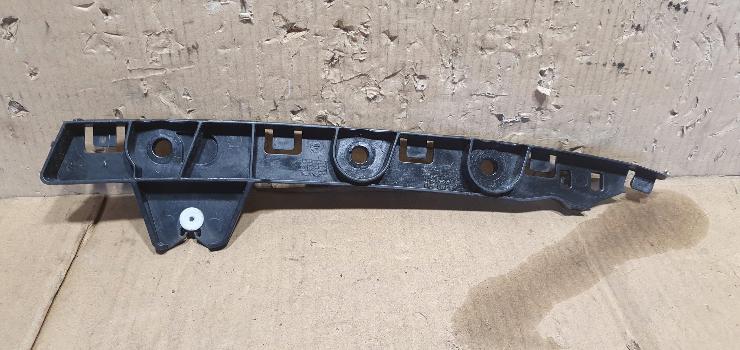 bumper bracket right front front CITROEN C4 PICASSO II 9677310230