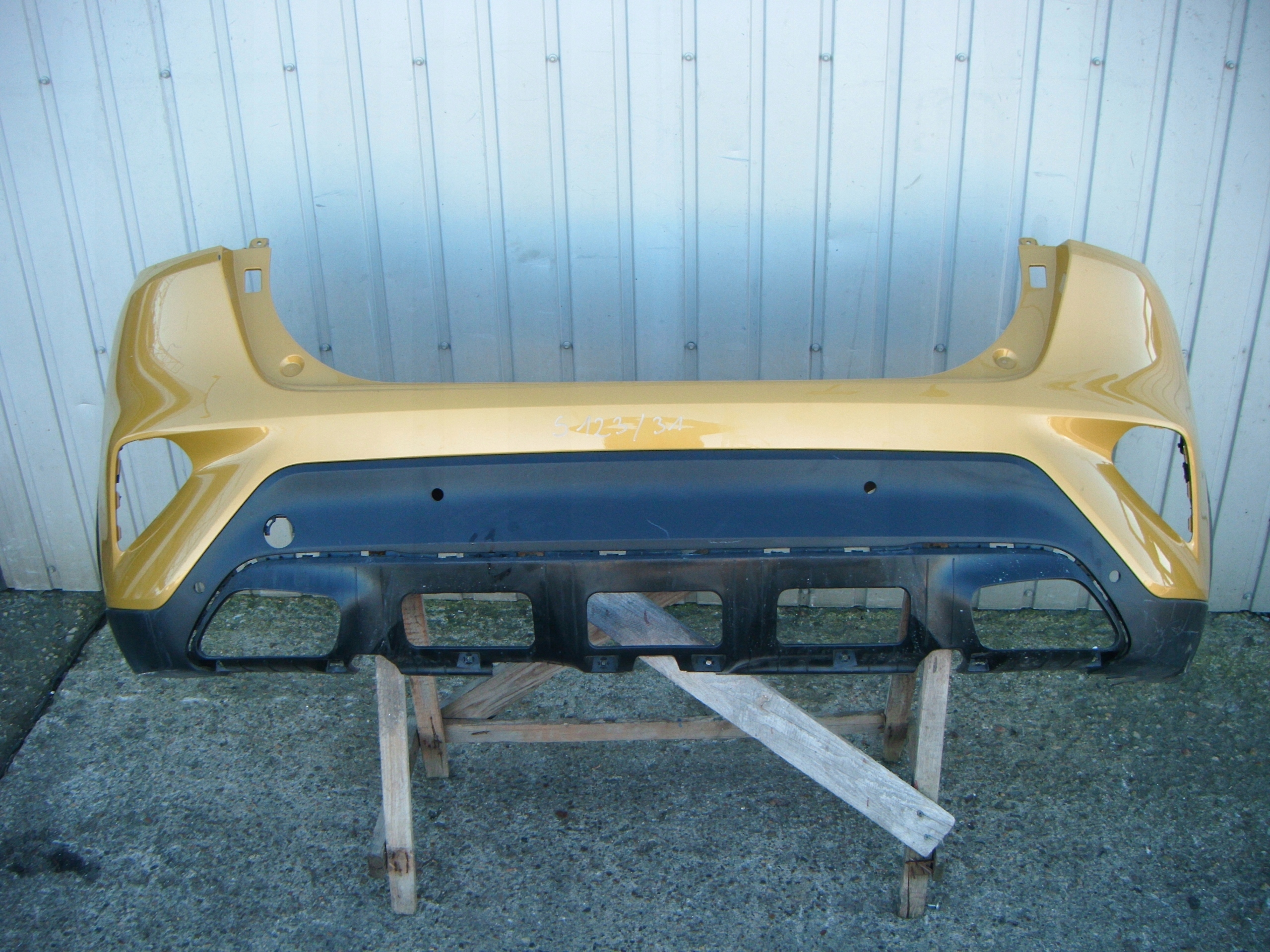 KIA XCEED X-CEED ZDERZAK TYŁ 86611-J7CA0