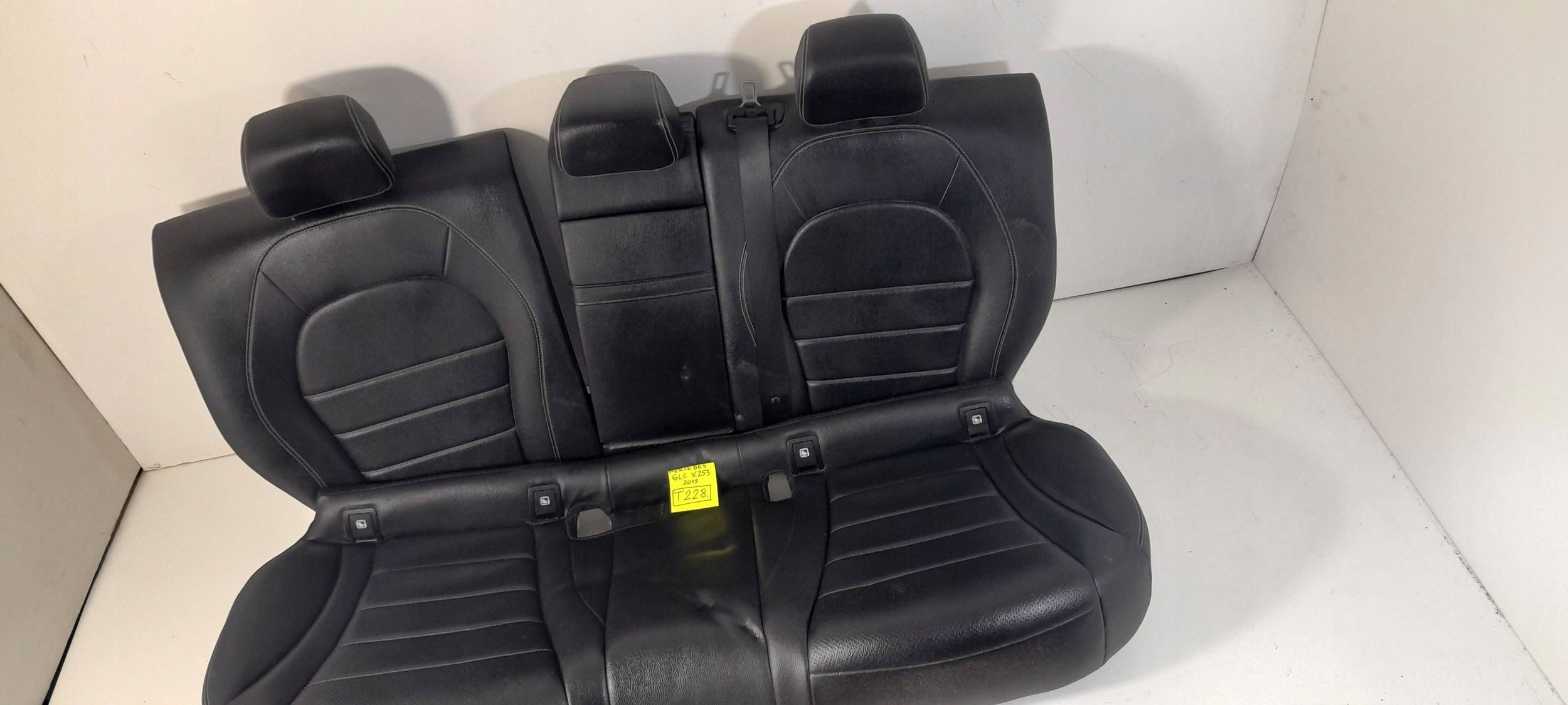 Mercedes-Benz GLC X253 C253 Sitz hinten (T228)