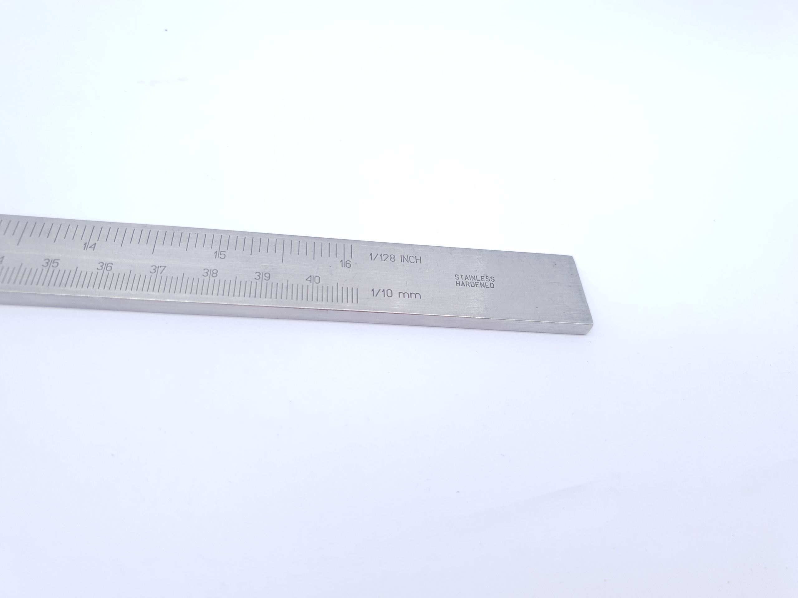 Suwmiarka 400 VIS 0,01 mm ze stali nierdzewnej Kod producenta 7212243375671