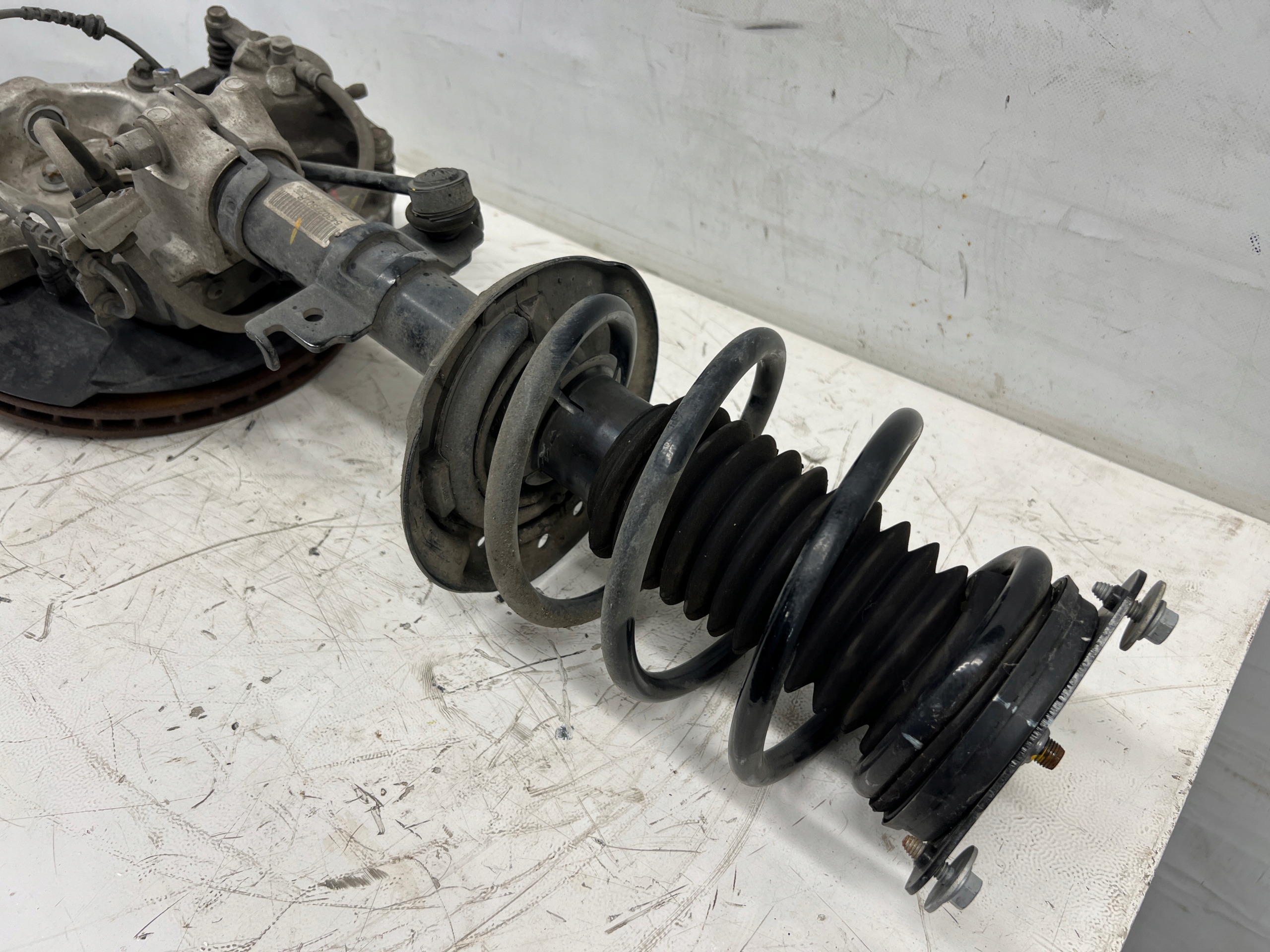 Renault Scenic IV 1.7 BlueDCI McPherson swing right front right
