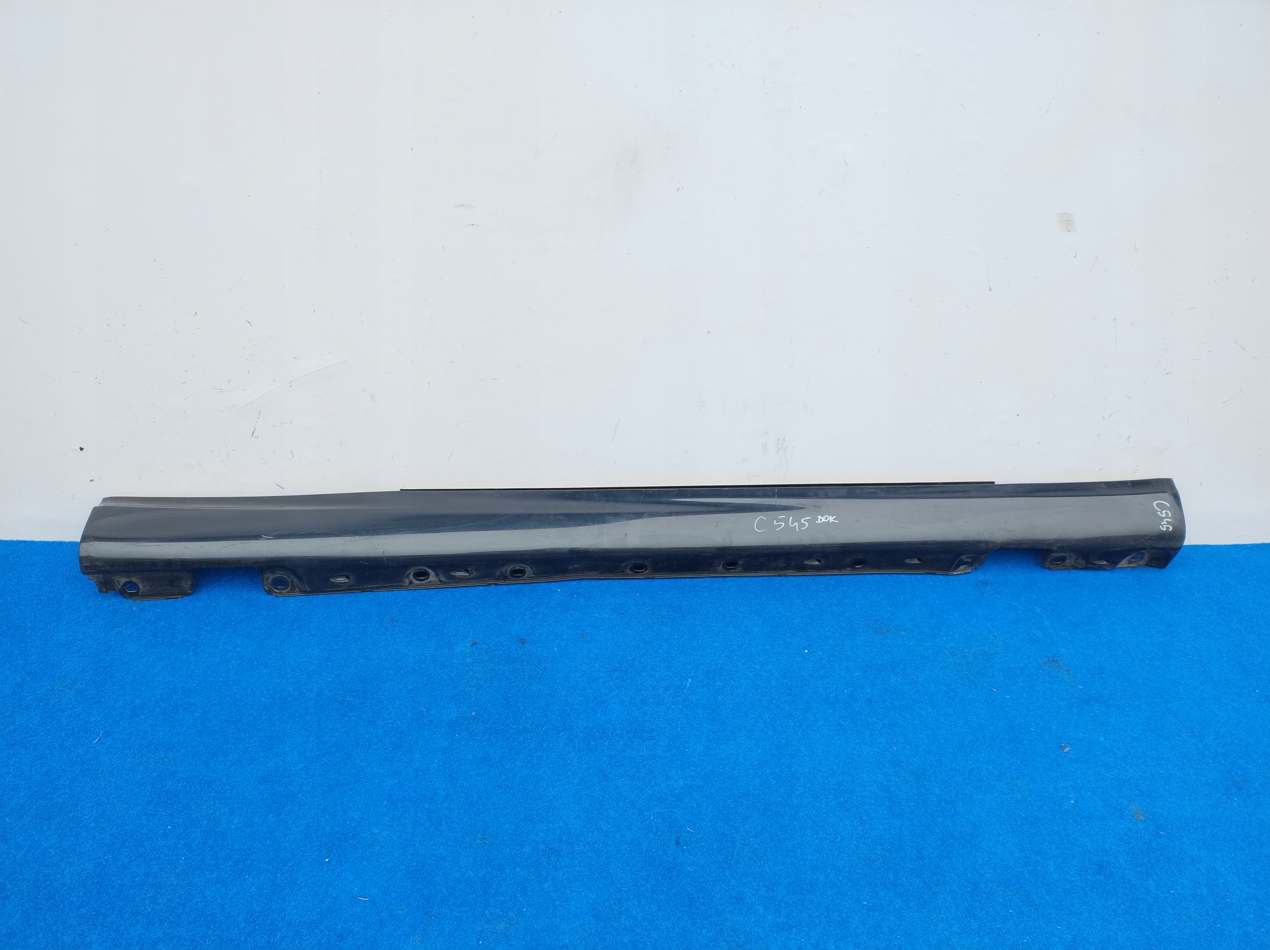 MERCEDES C-KLASA W203 COUPE CLC right moulding threshold threshold A2036900640 C545