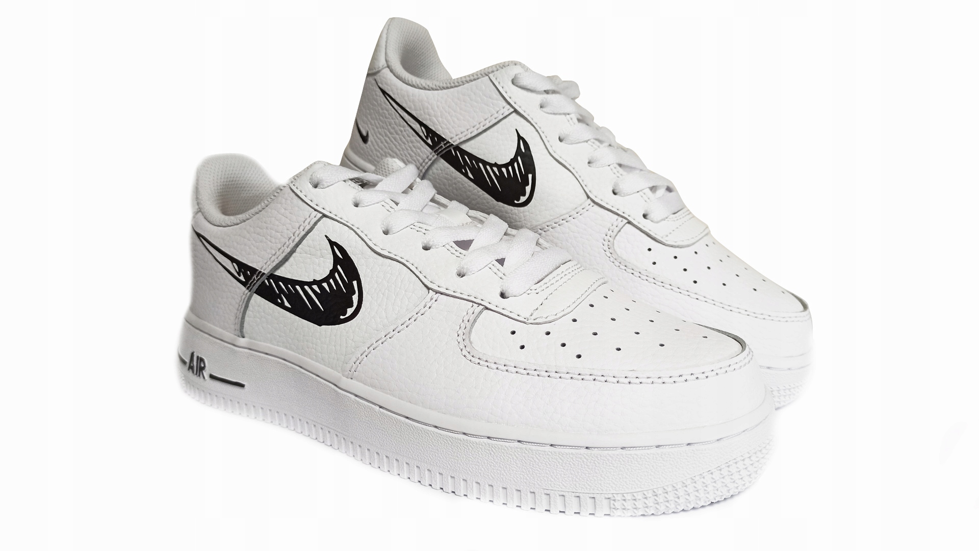 

Nike Air Force 1 Low Gs DM3177 100 r. 39