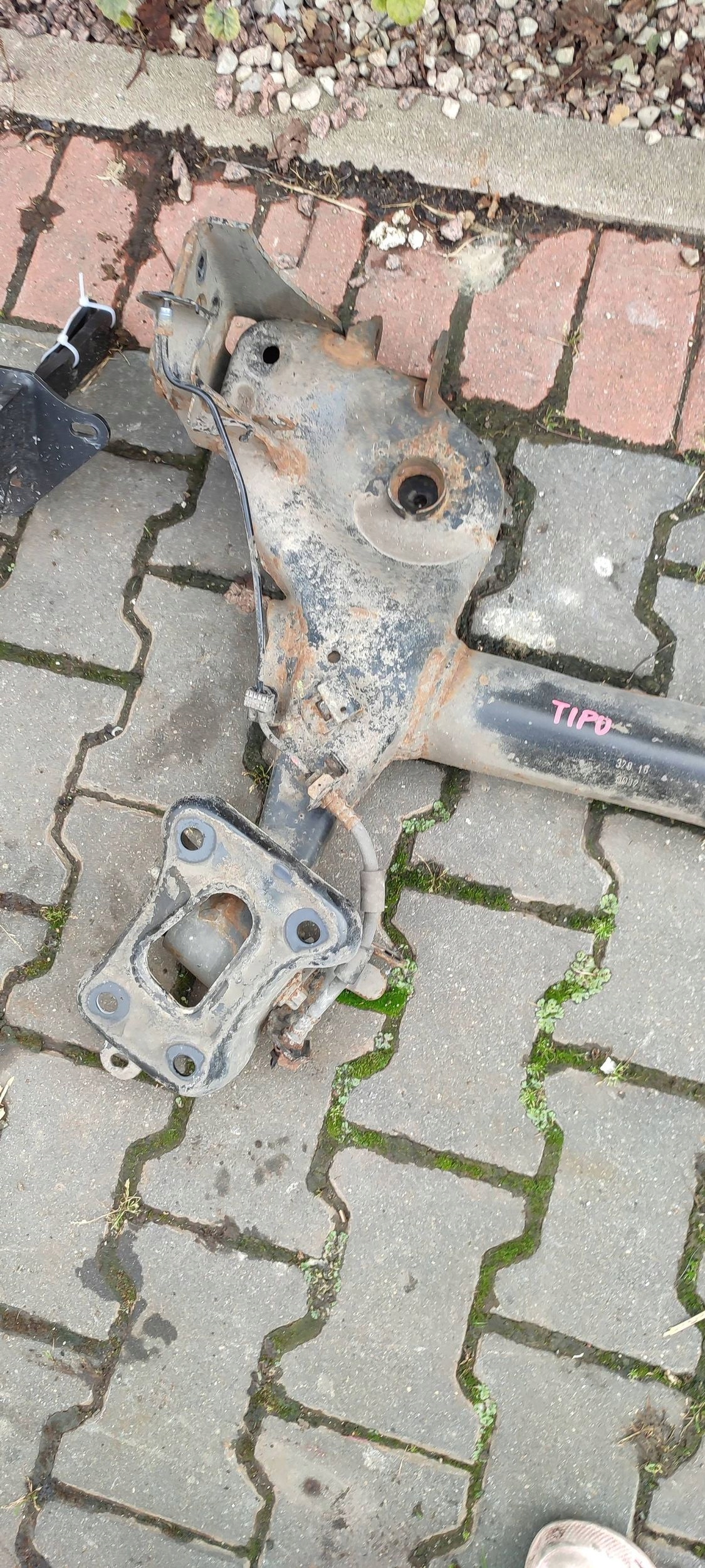Fiat Tipo 2018 träger osi hinten