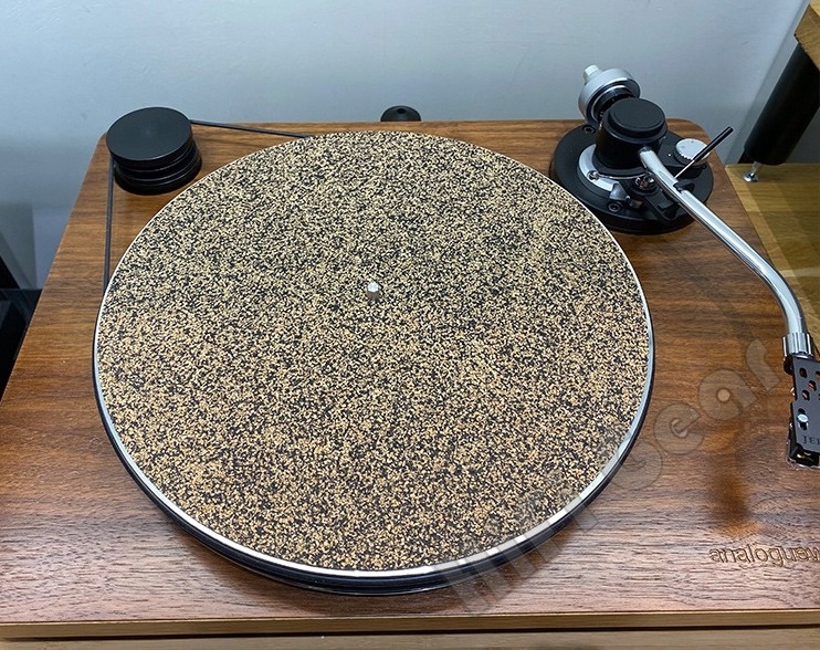 SIMPLY ANALOG SPECIAL EDITION - ŚWIETNA MATA KORKOWA-GUMOWA EAN (GTIN) 0799559025366