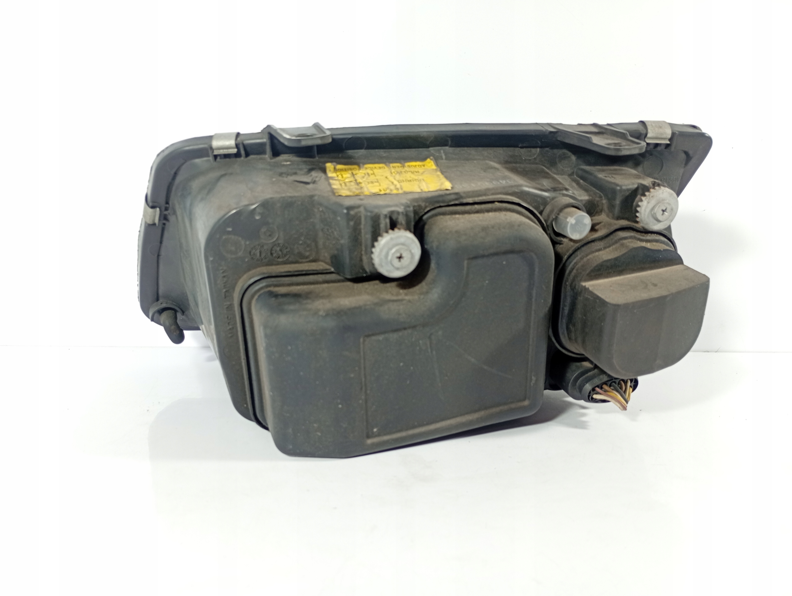 VW BORA 99-05 REFLEKTOR right light right front front OE 4411179R
