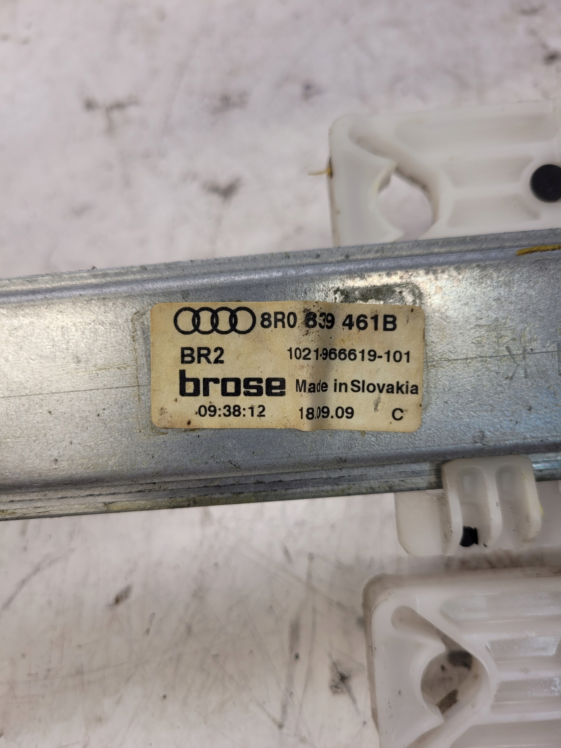 mechanism windows left rear part AUDI Q5 8R 8R0839461B