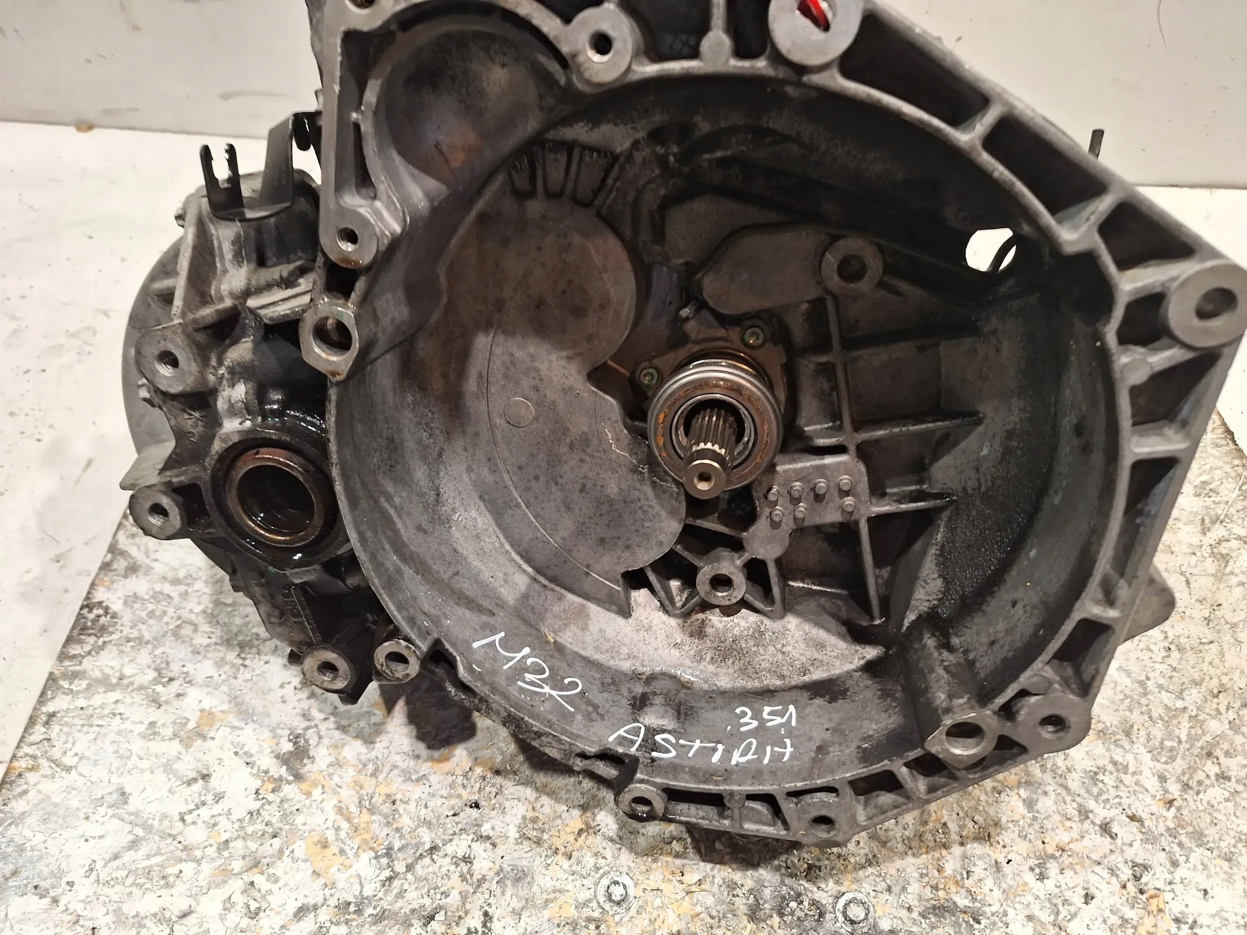 GETRIEBE OPEL ASTRA H 1.9 CDTI 04