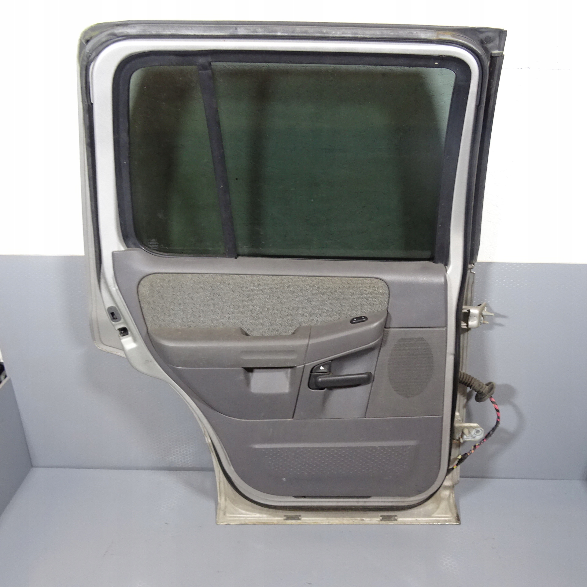 FORD EXPLORER III Tür heck links