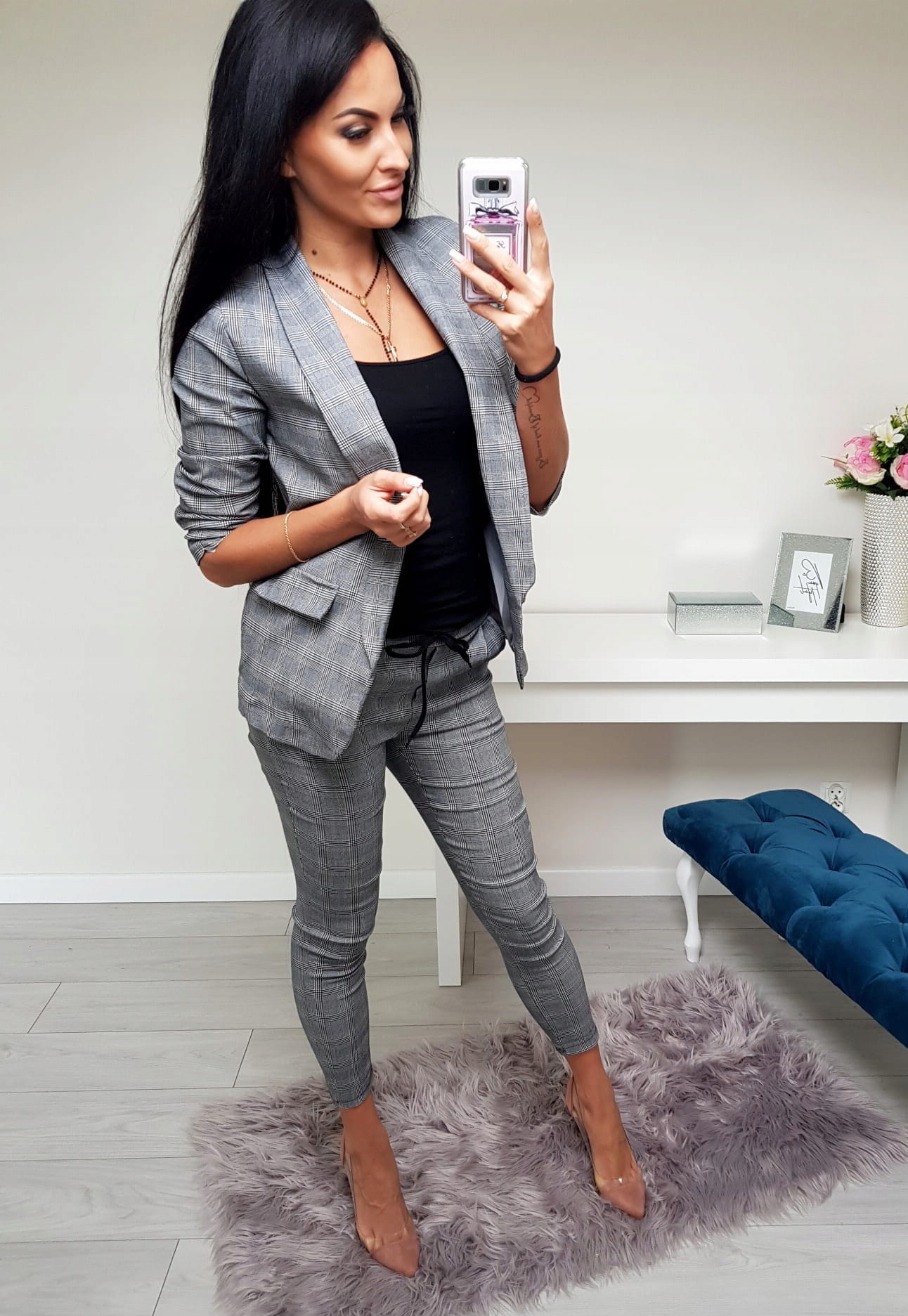 

Garnitur Damski Agnes- Jasno Szary- Xs