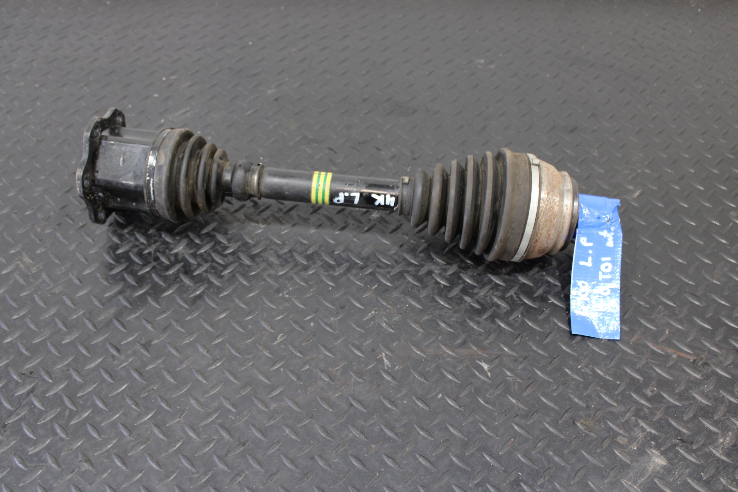 semi-axis semi-axis left front AUDI A6 C8 4K0 4K9