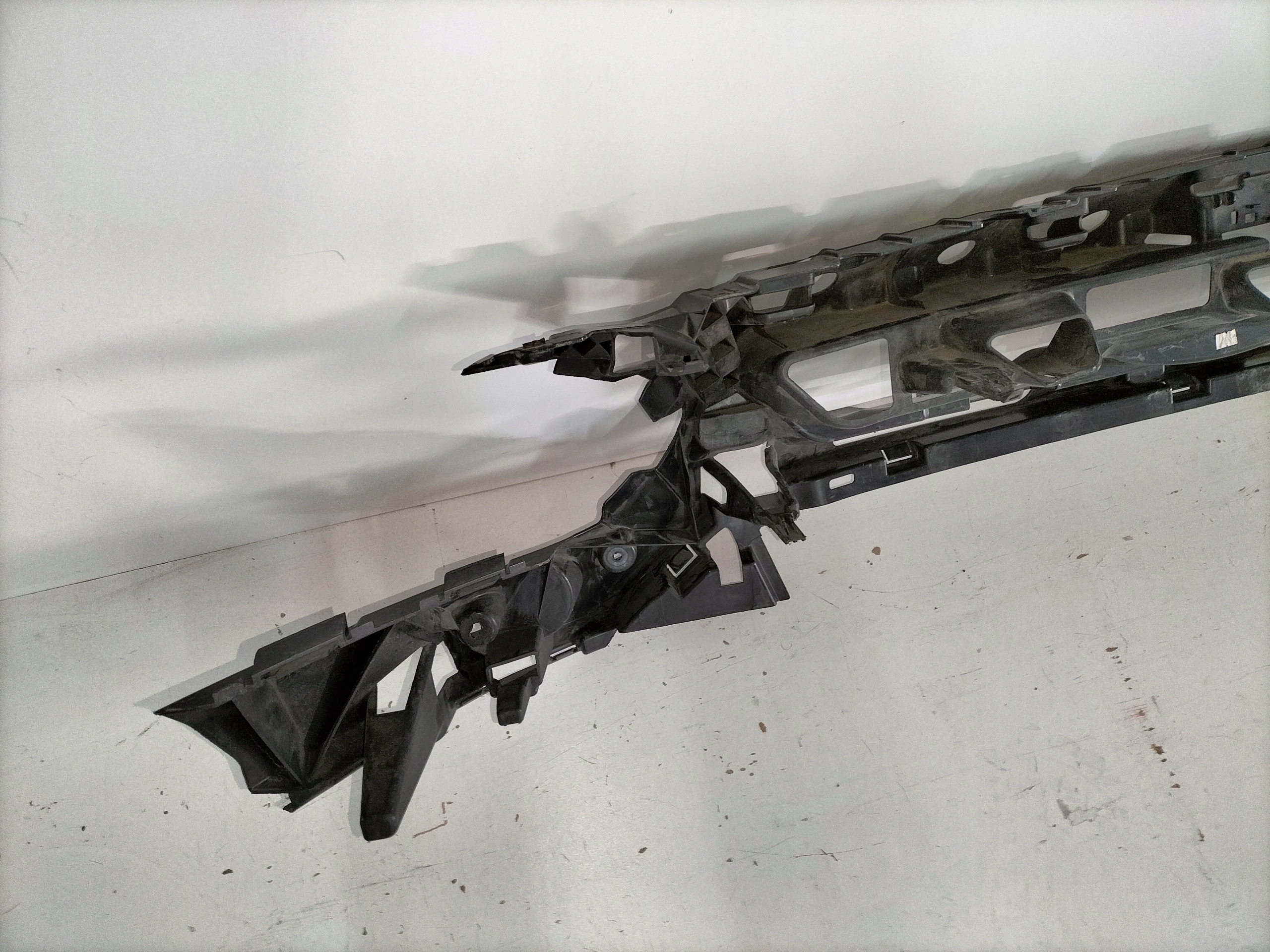 GRILLE/MASQUE GRILLE SUPPORT FORD TRANSIT CONNECT 13-17