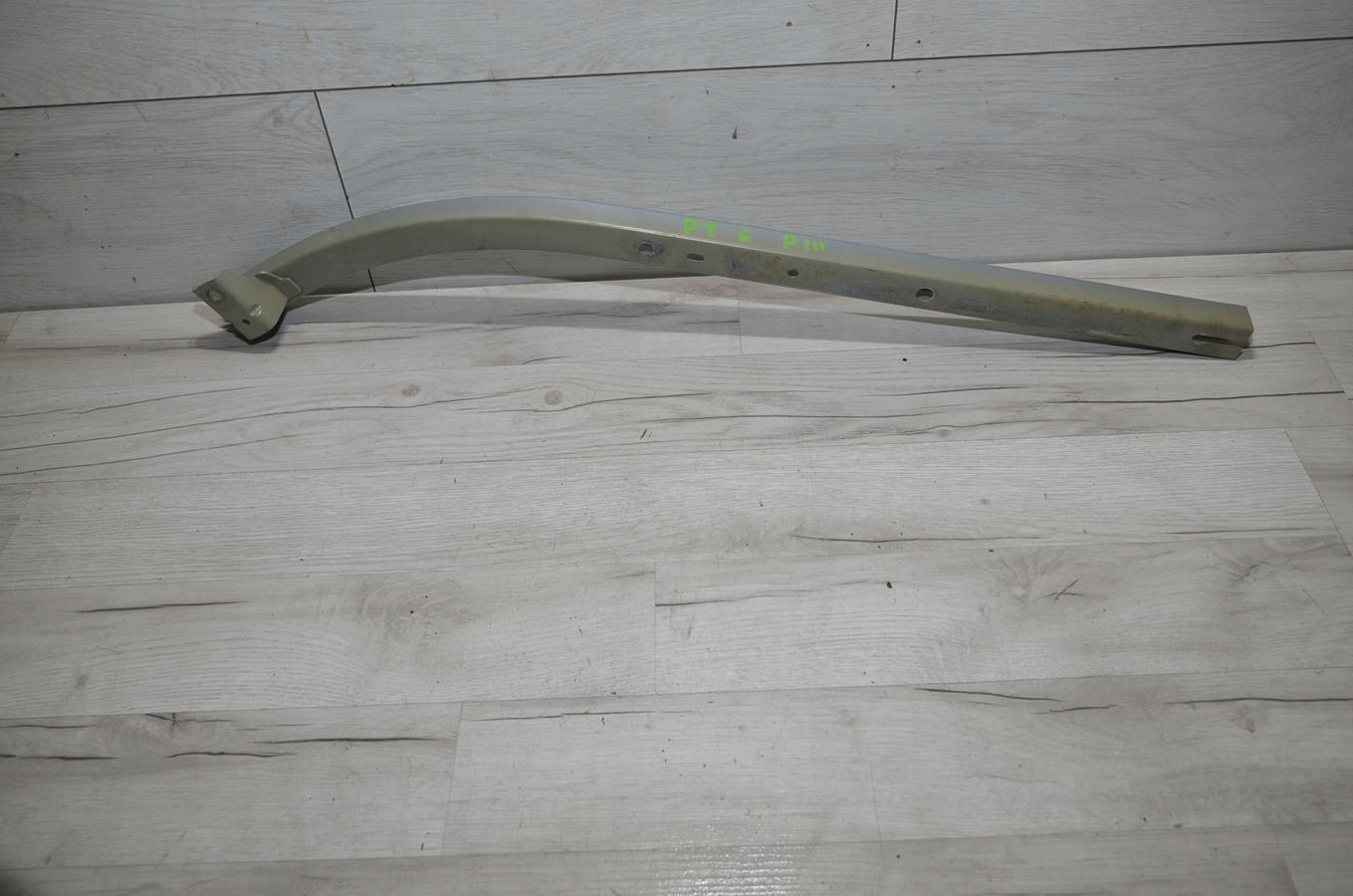 Prowadnica door right bok gora Partner III lift