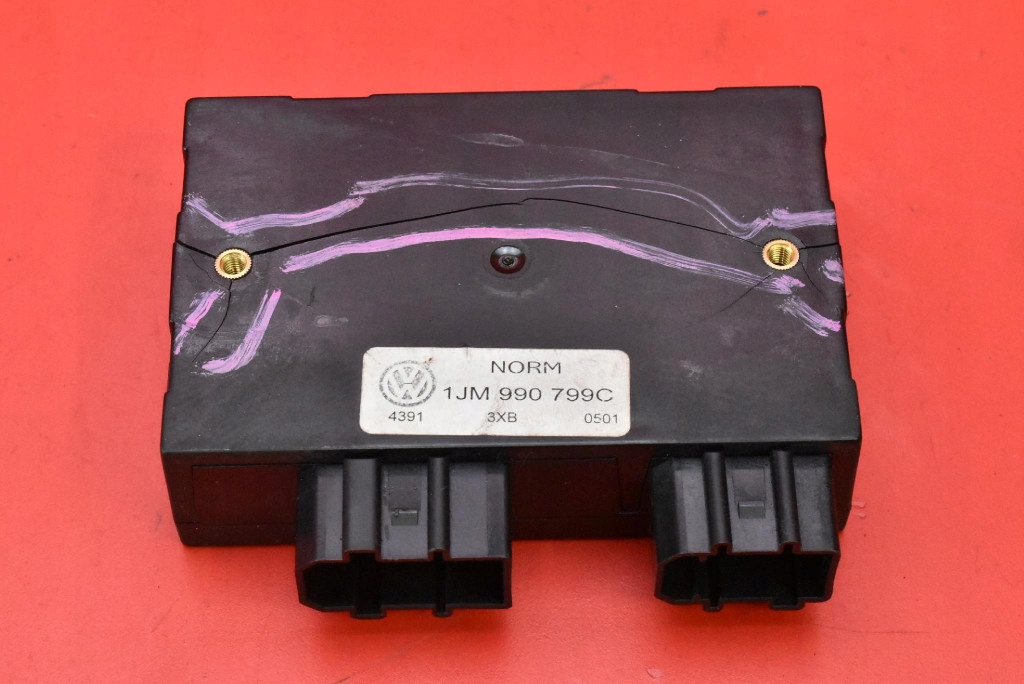 Unité commande confort 1J0959799AR VW NEW BEETLE 1.9 TDI 90KM 98-05