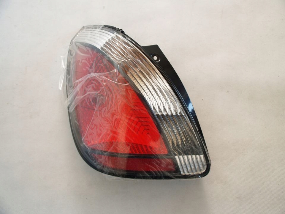 Kia Rio light left rear left rear part 2 II Hatchback 05-11r