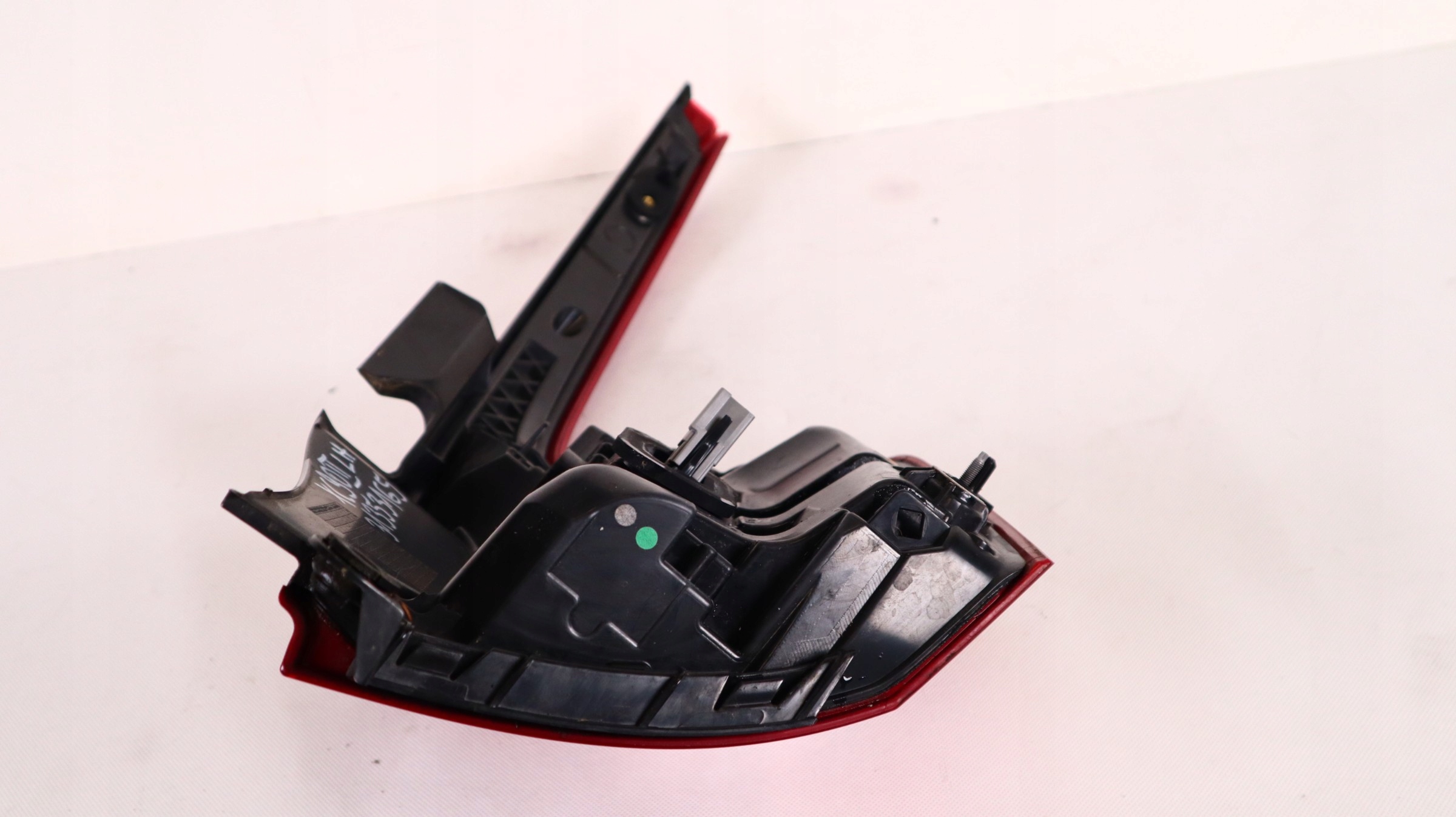 volvo XC90 II фонарь левый 31353165