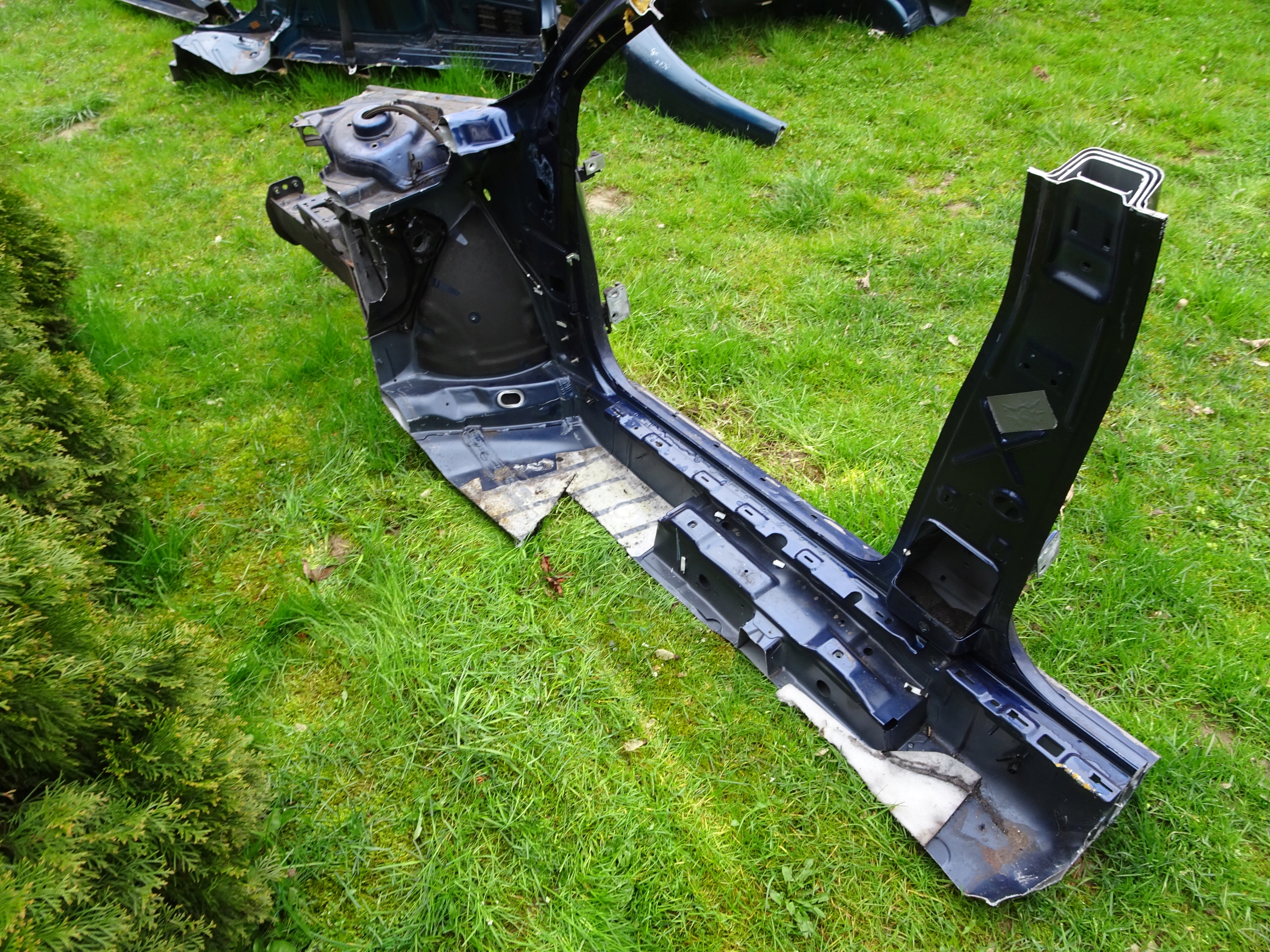 AUDI A3 8P LIFT 08-12 ĆWIARTKA PRÓG PODŁUŻNICA PRA Typ samochodu Samochody osobowe