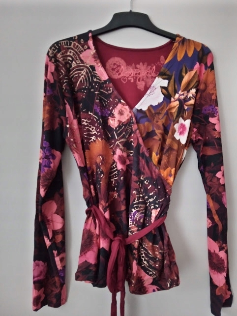 

Desigual kwiecista bluzka długi rękaw małe XL