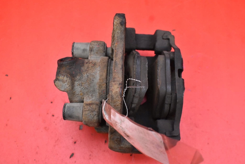 caliper brake right rear part BMW X3 E83 2.0 D 177 KM 06-10