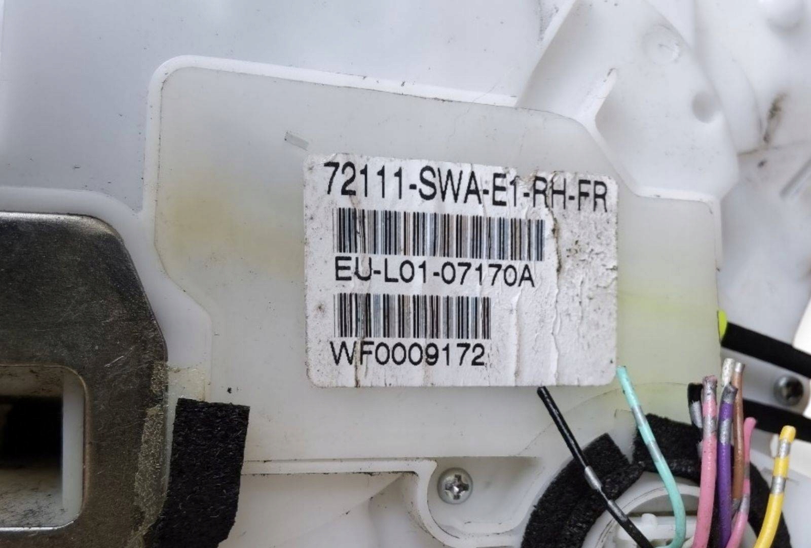 lock door front right side Honda CR-V 3 facelift RE6 2010 72111-SWA-E1