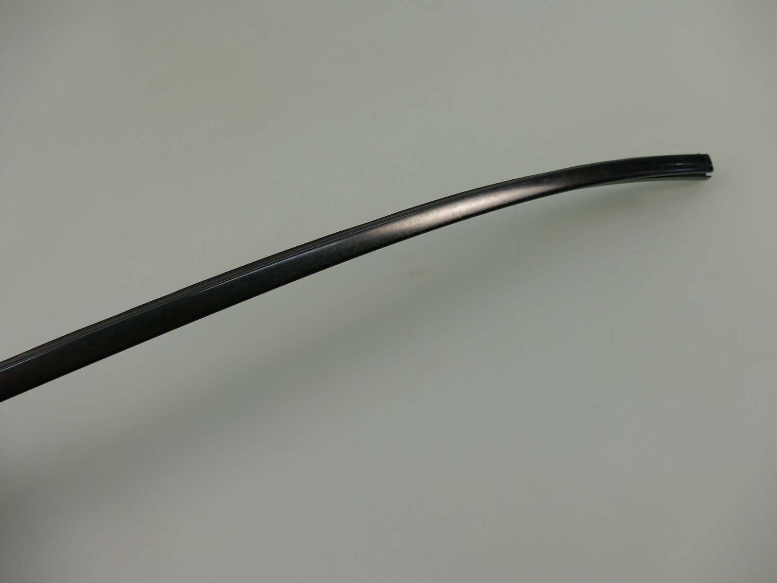 MERCEDES A209 W209 CABRIO moulding windows left front