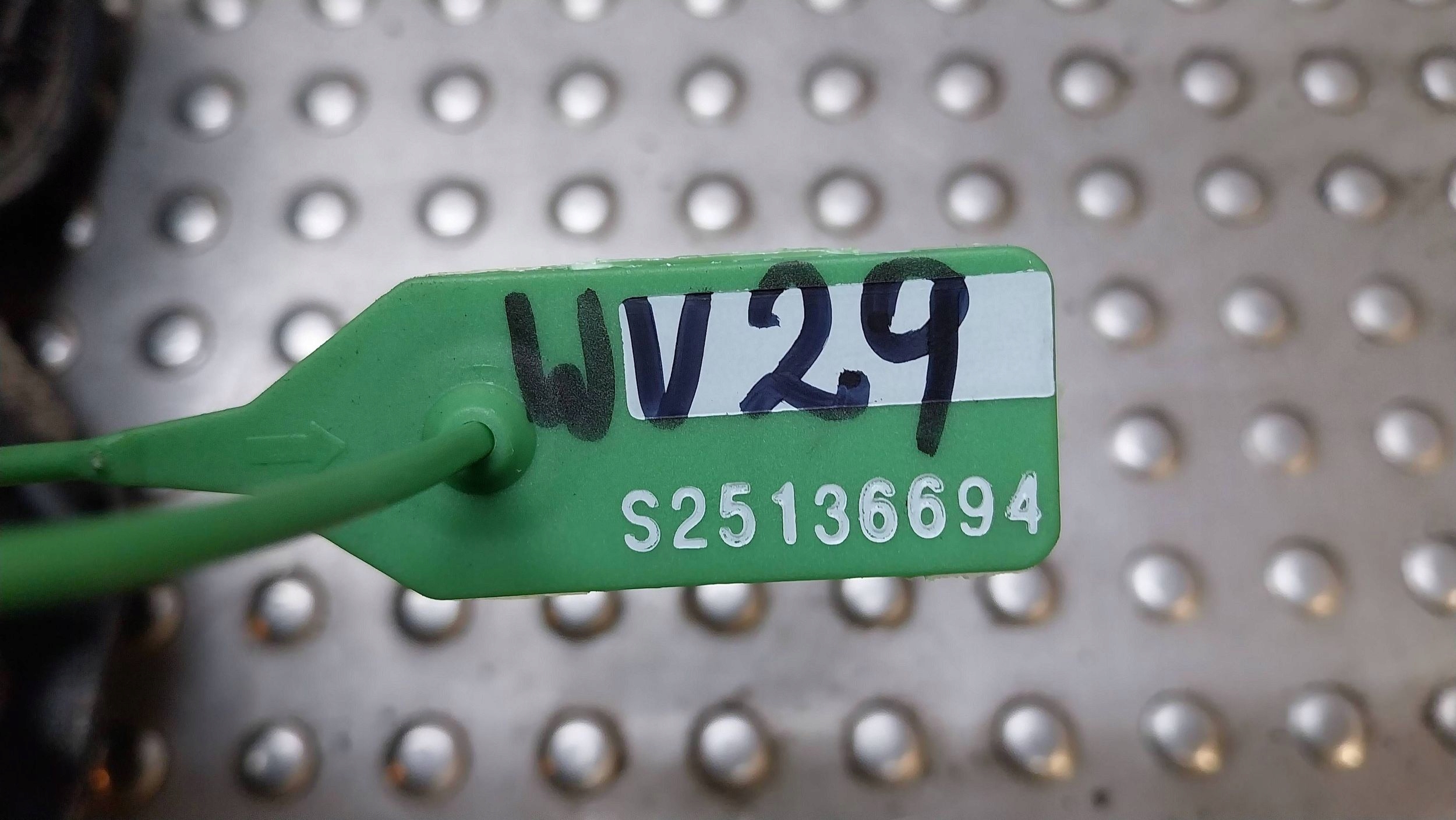 arm right front AV61-3A262-DA VOLVO V40 II LIFT (2016-2019) 2.0 D2