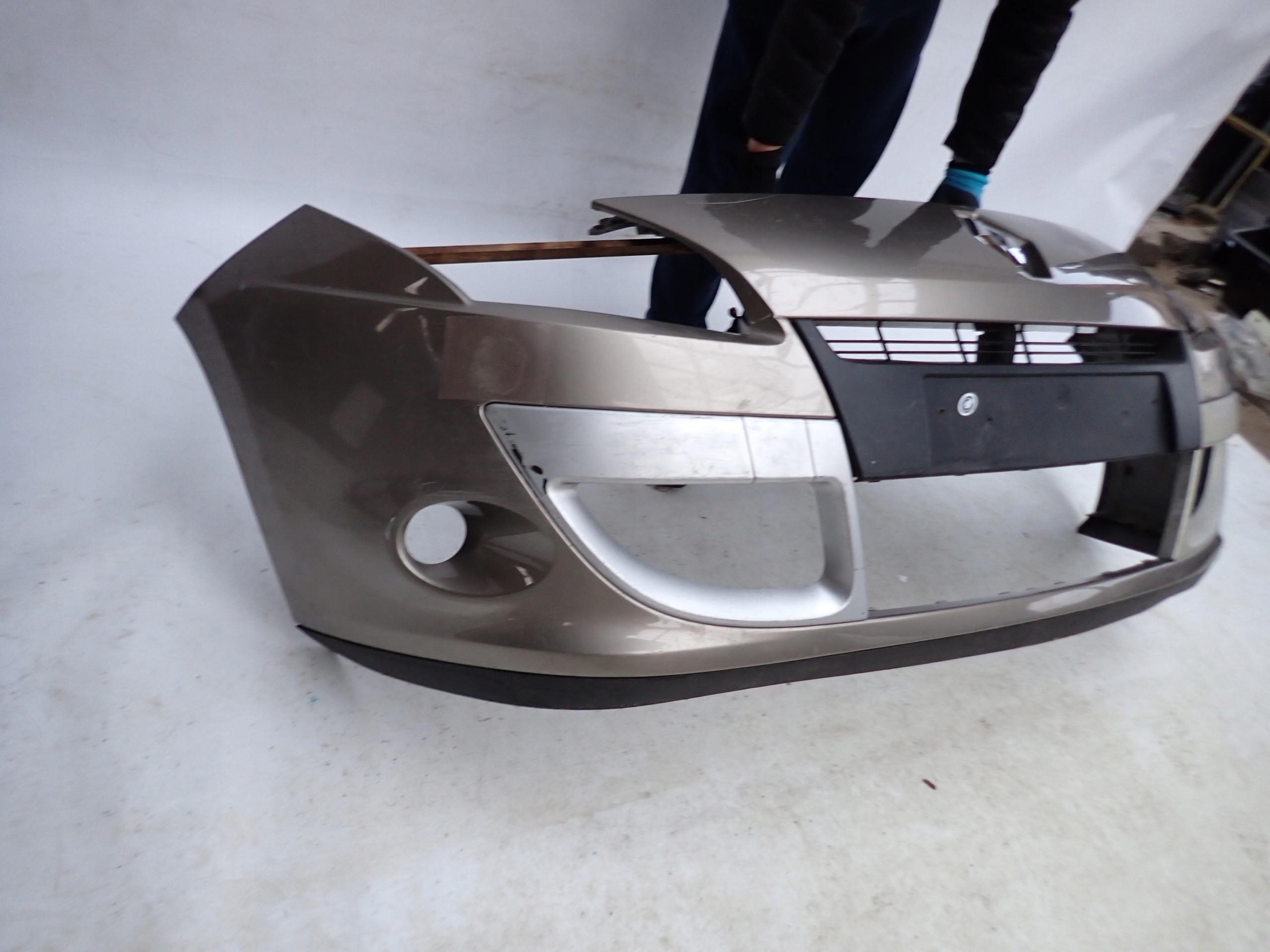RENAULT SCENIC III 09- bumper front front