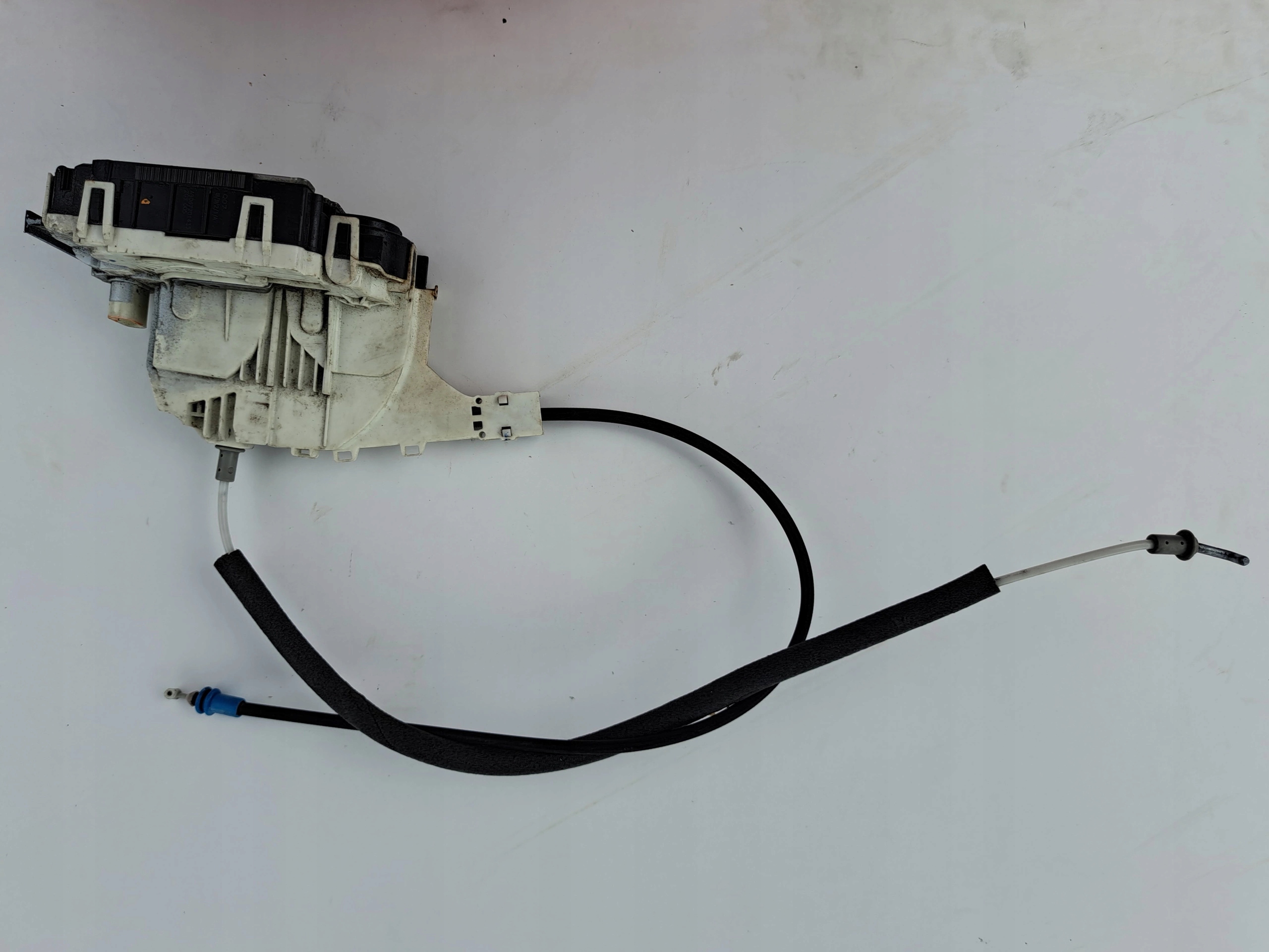 MERCEDES SPRINTER A9067201435 45111168 lock door left front