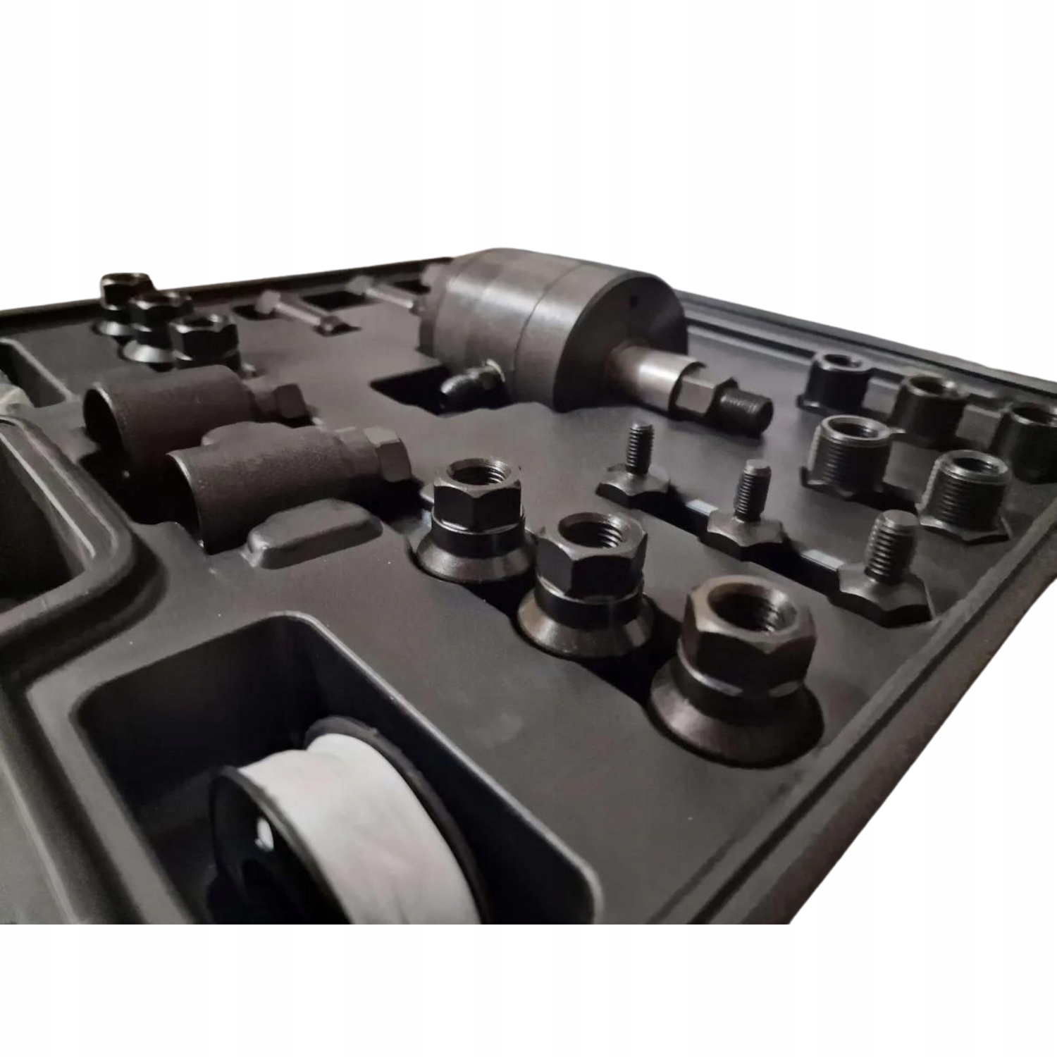 PNEUMATYCZNY ŚCIĄGACZ WYCIĄGACZ DO WTRYSKIWACZY MAGNUS ZESTAW 23EL+ADAPTERY Marka Magnus