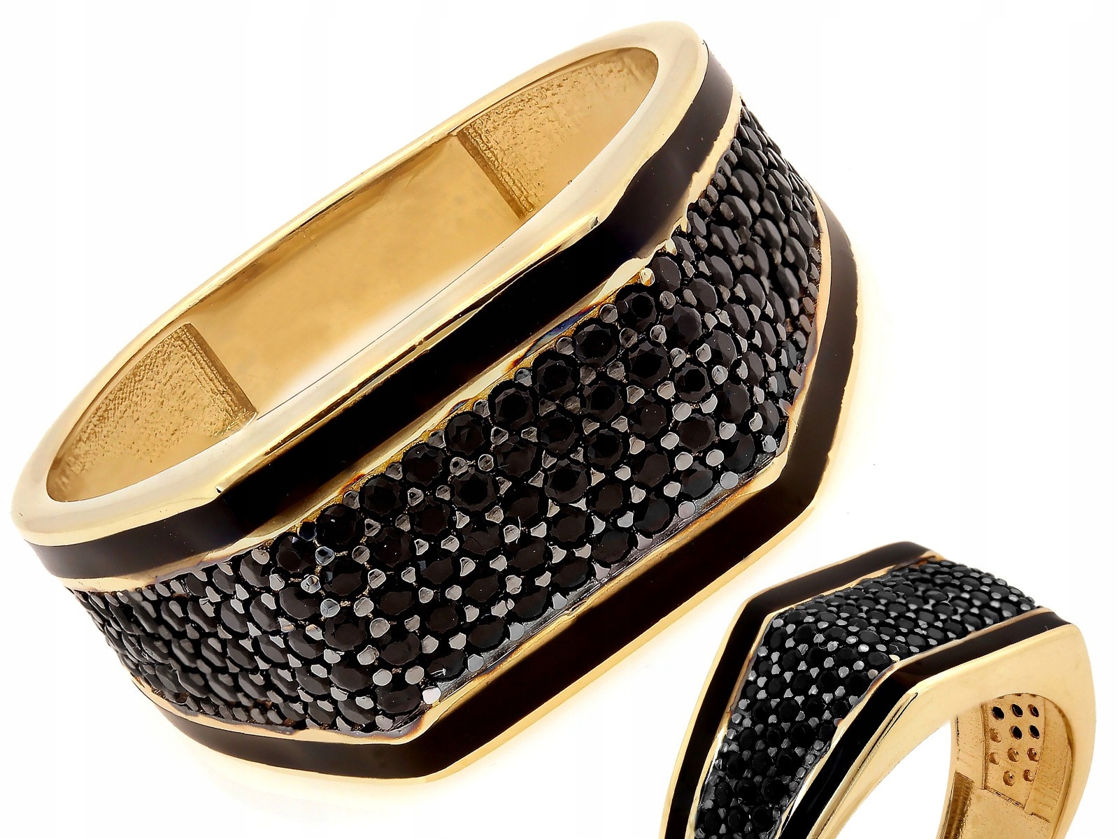 Zlatý prsten ryzost 585 s černými zirkony, váha 4.86 g, velikost 24