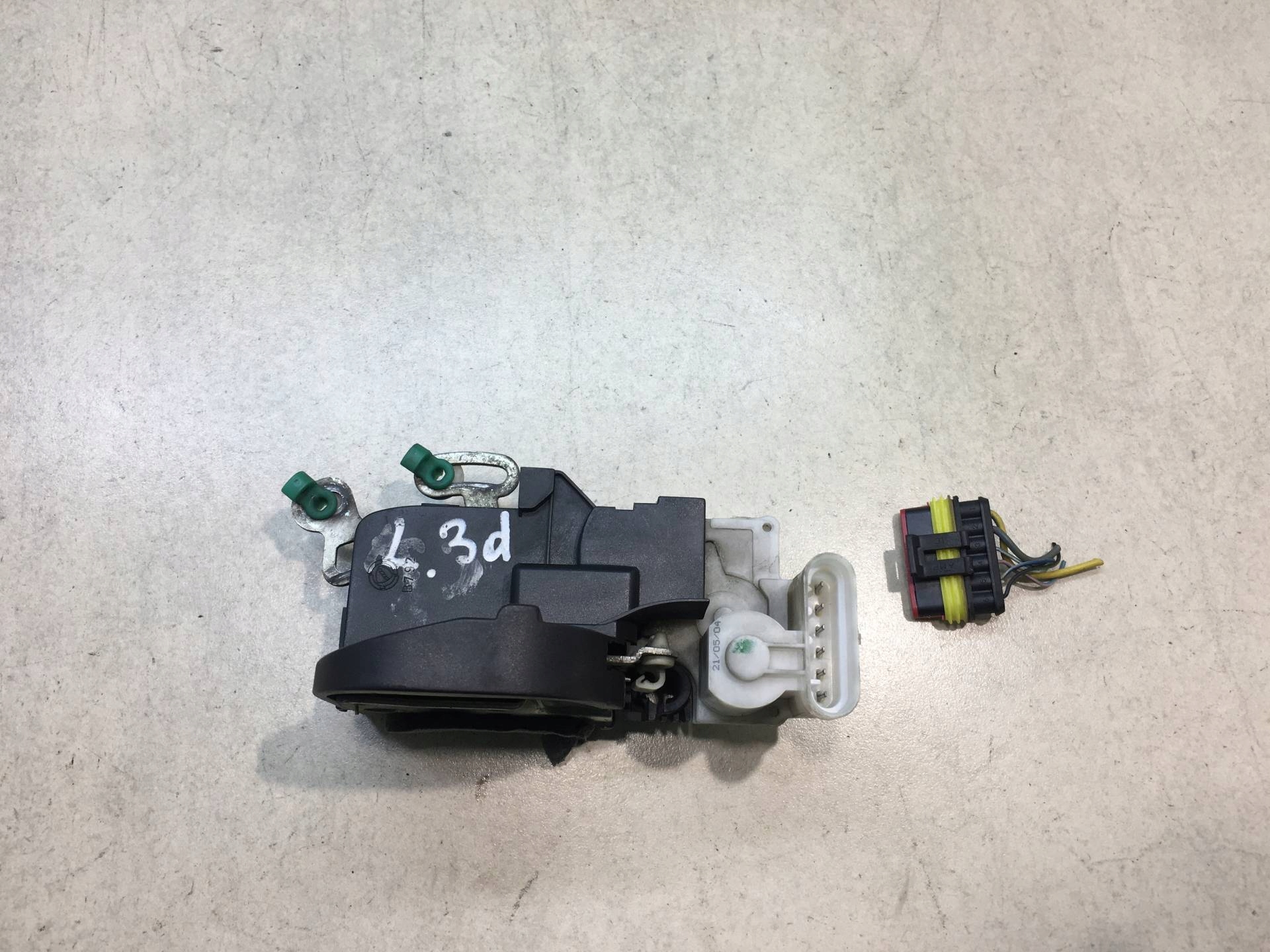 lock door left ALFA ROMEO 147 6 PIN 3D