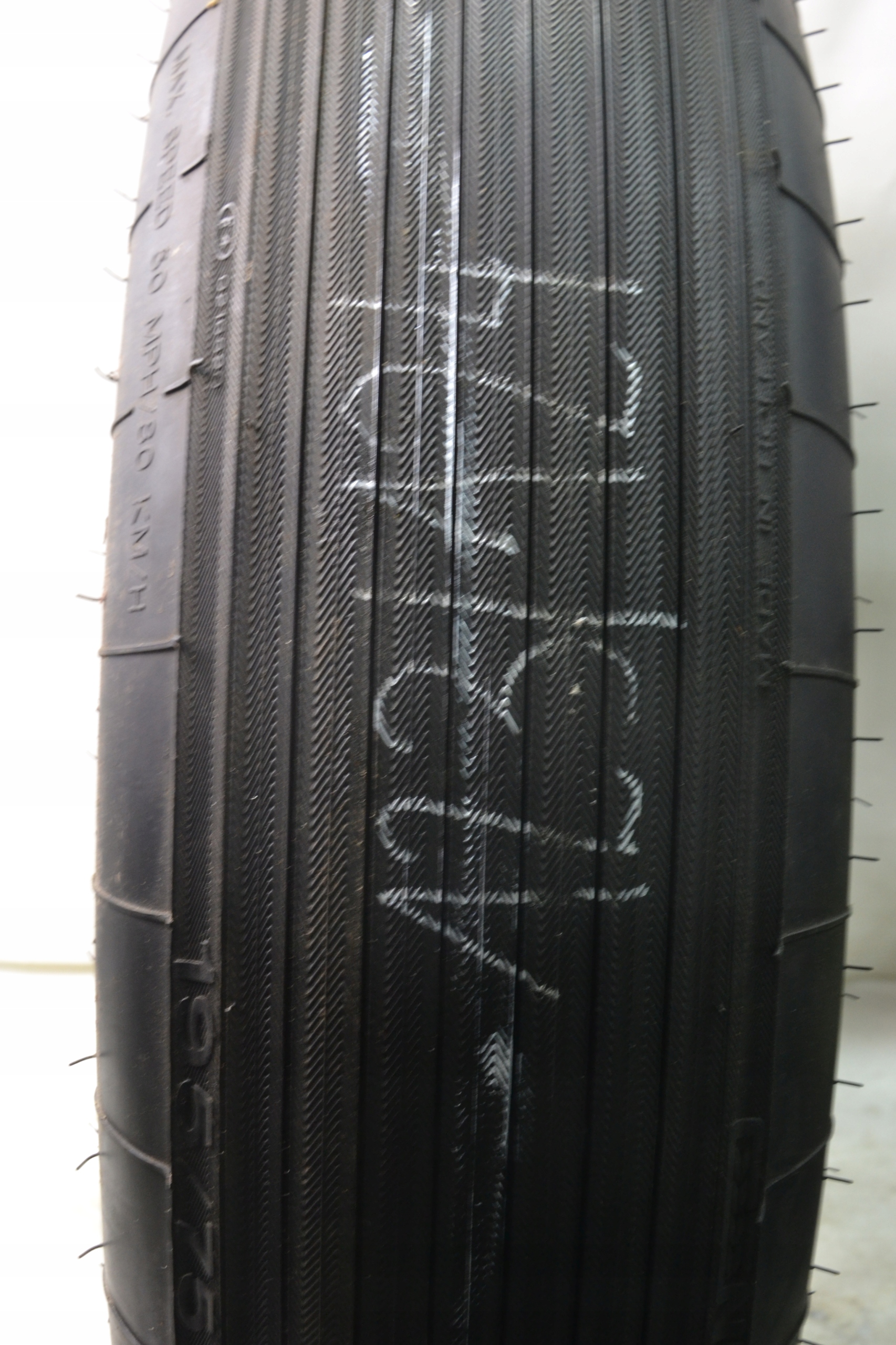 KOŁO DOJAZDOWE R18 AUDI Q5 A80 ZESTAW -30% Rozstaw śrub 5x112