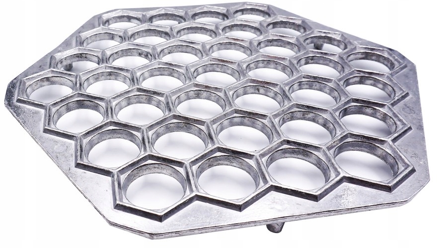 GRUBA METALOWA FORMA USZKA PIELMIENI RAVIOLI 37szt Marka Pielmieni Ravioli